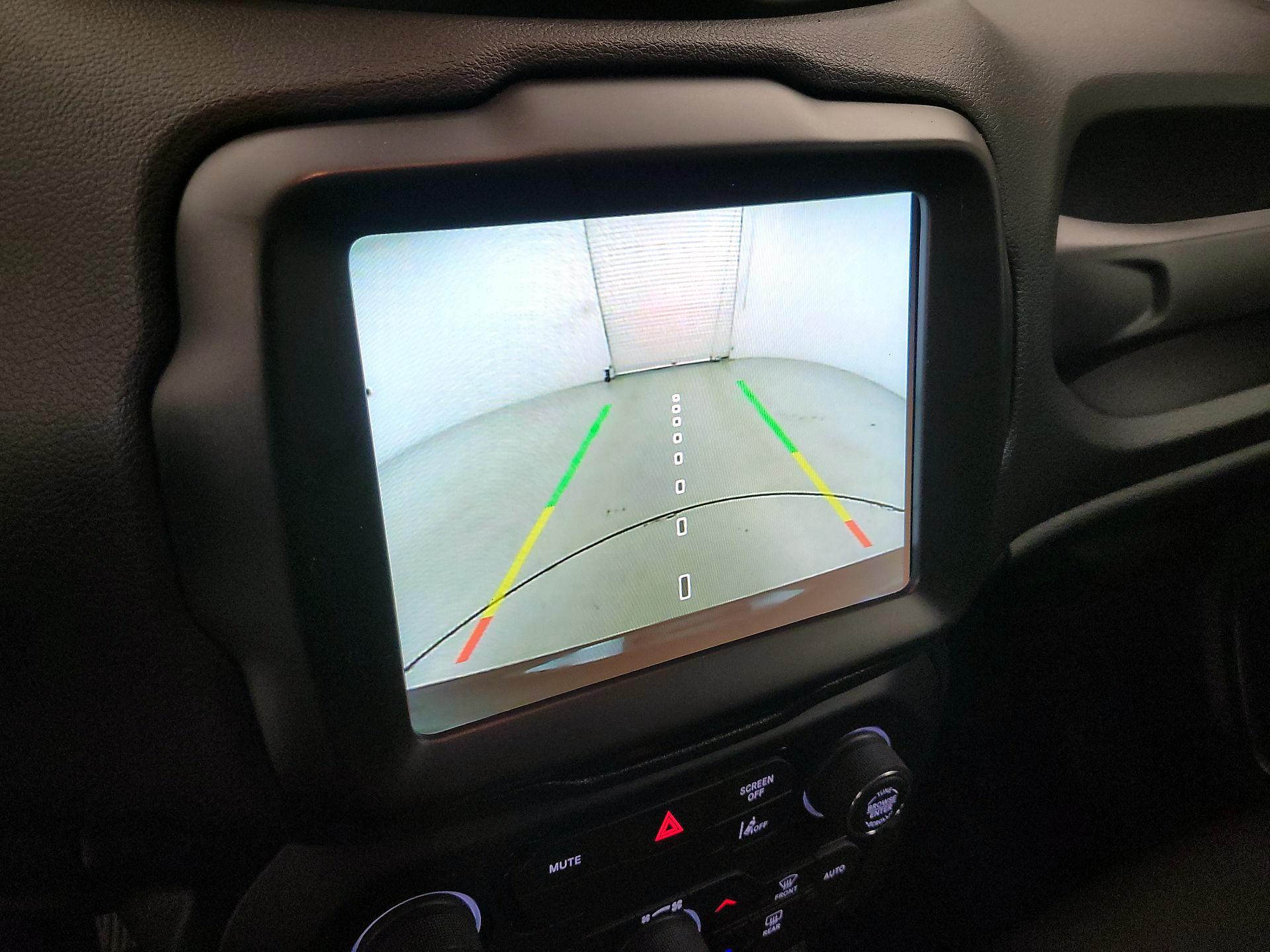 Thumbnail: 2023 Jeep Renegade - 15