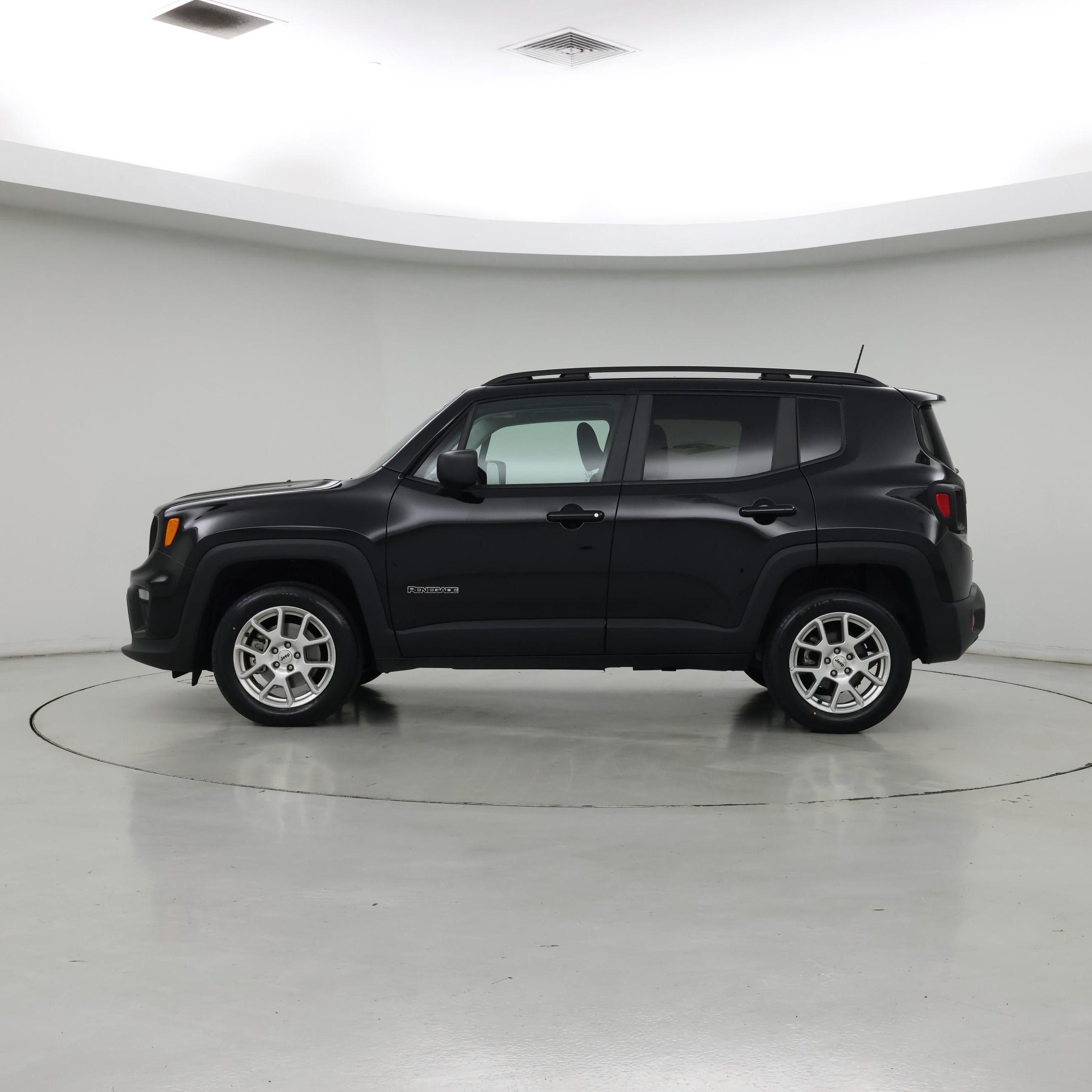 Thumbnail: 2023 Jeep Renegade - 3