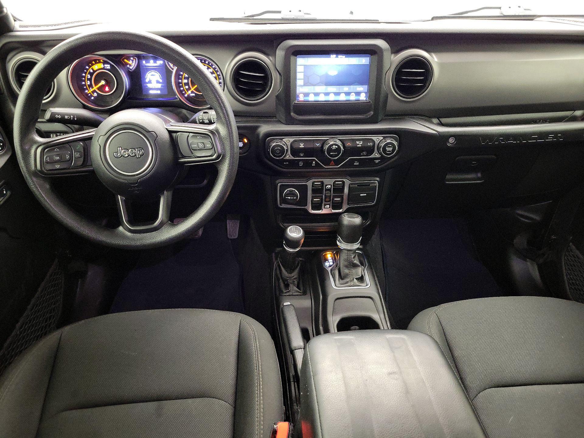 Thumbnail: 2022 Jeep Wrangler - 9