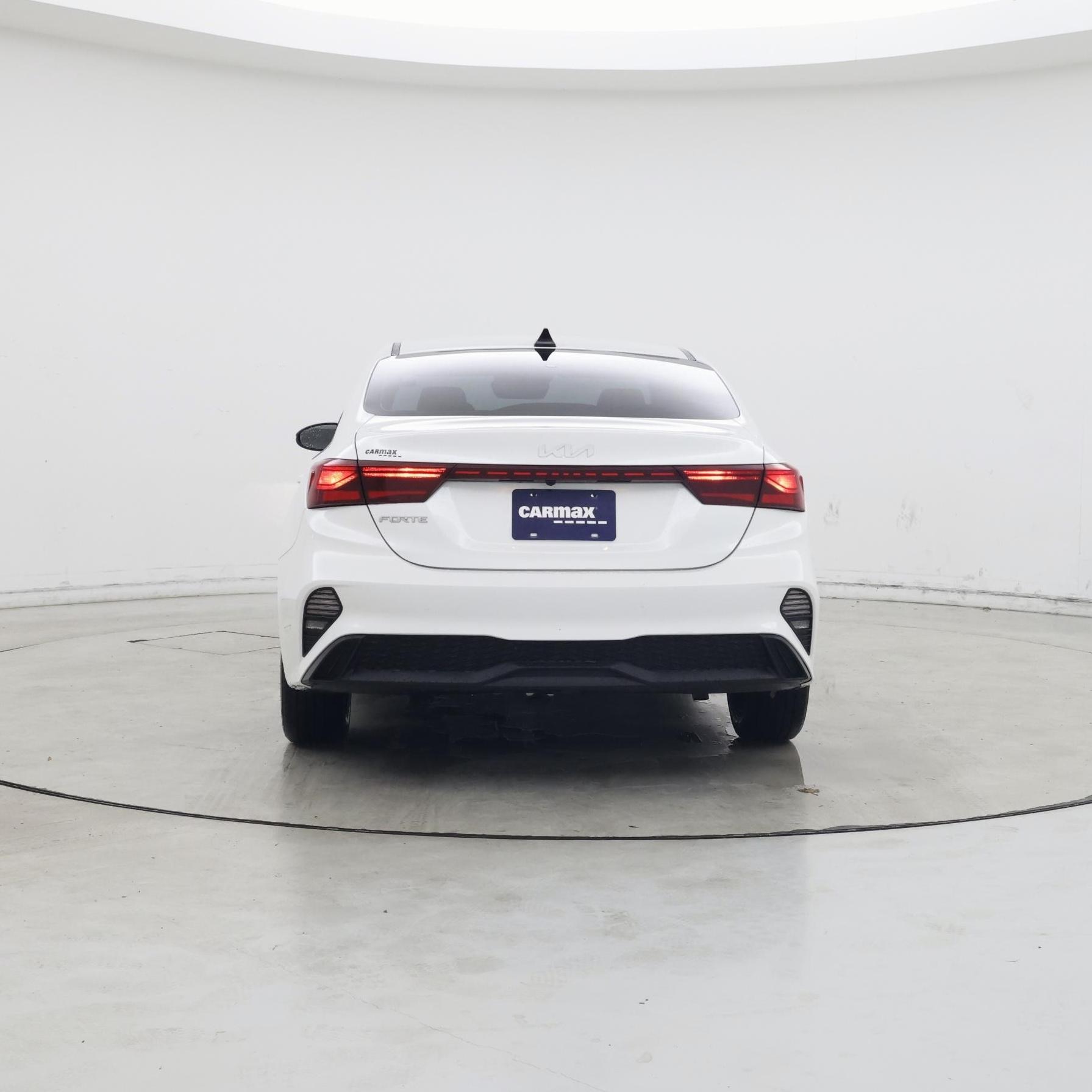 Thumbnail: 2023 Kia Forte - 6