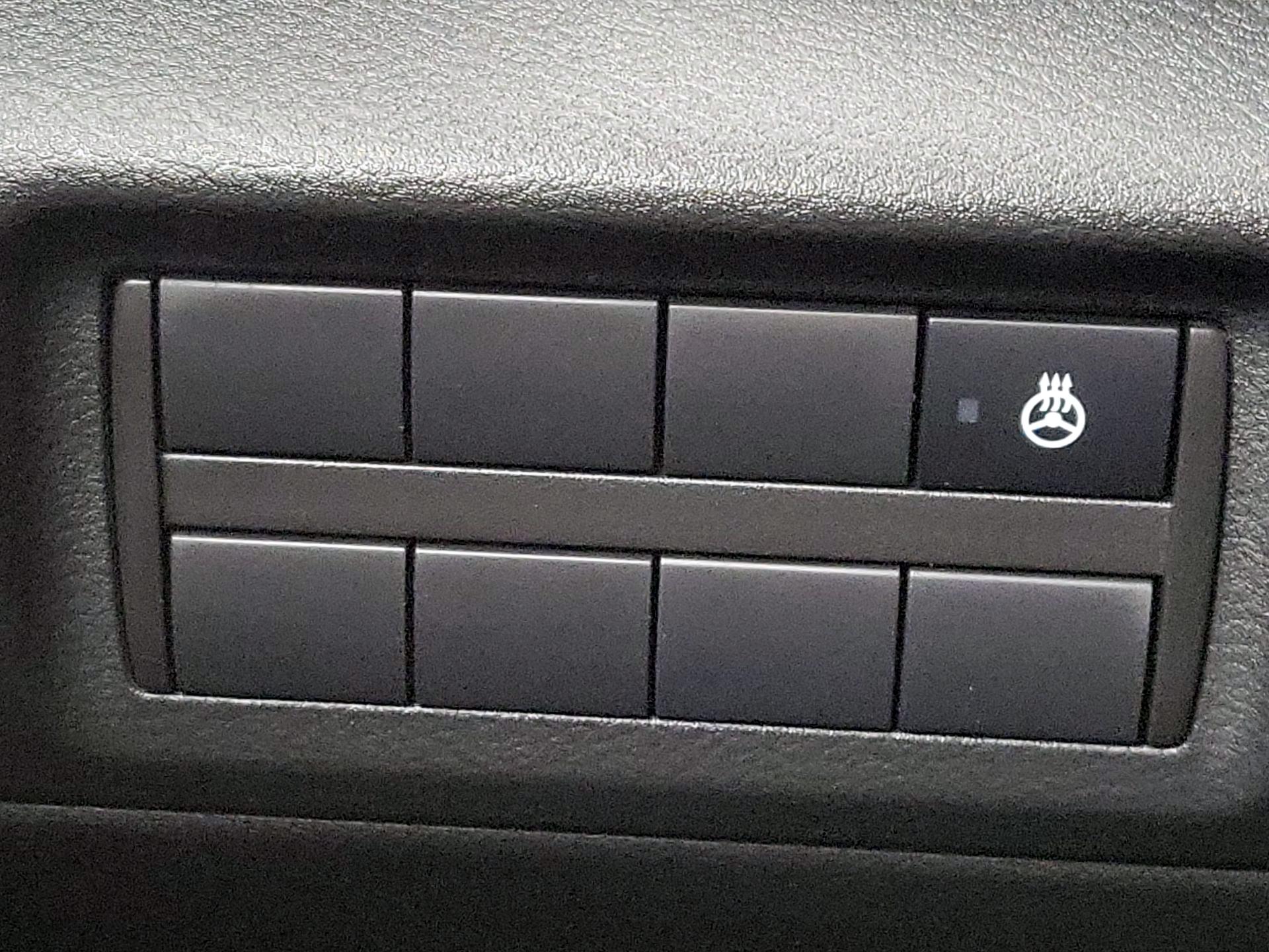 Thumbnail: 2021 Nissan Kicks - 13