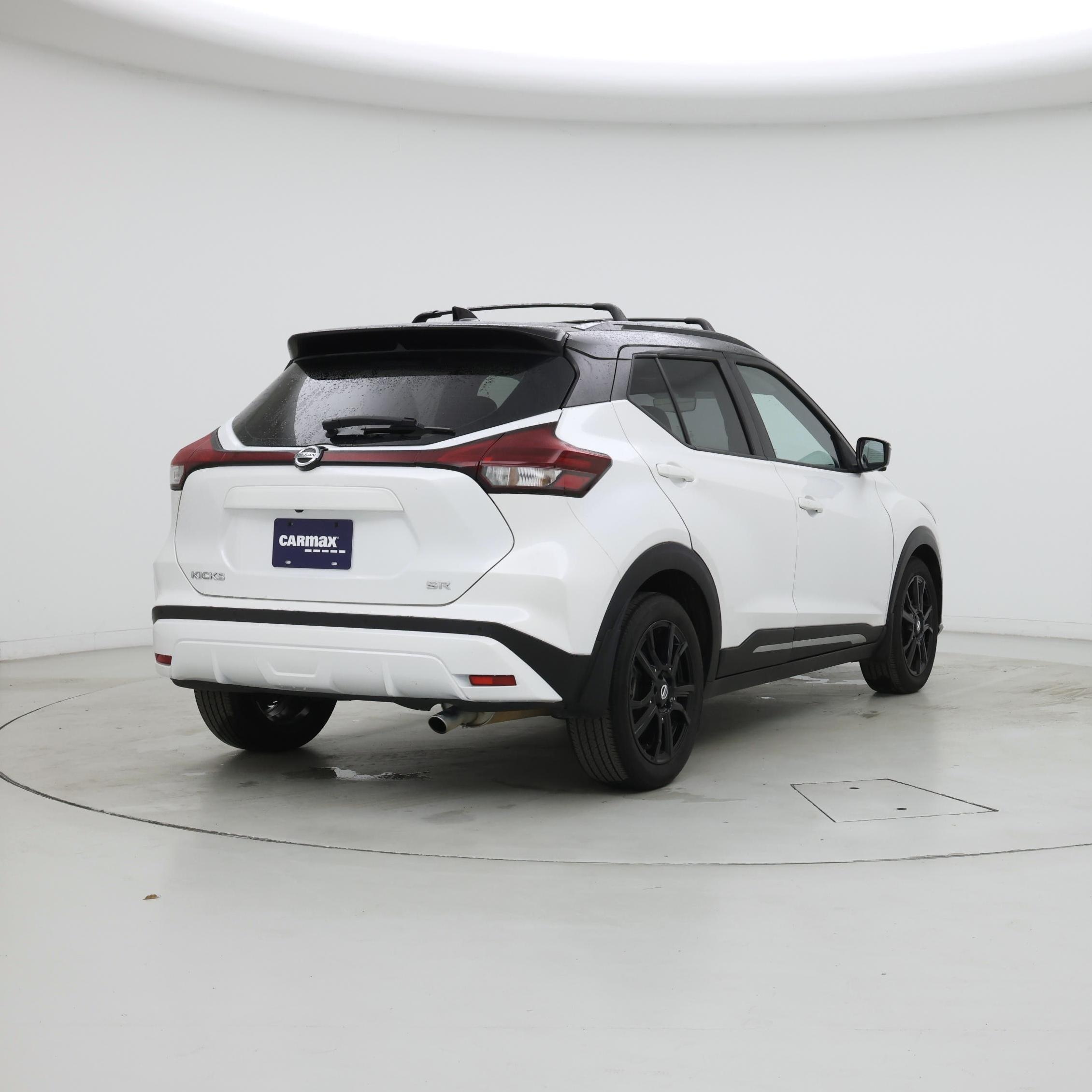 Thumbnail: 2021 Nissan Kicks - 8