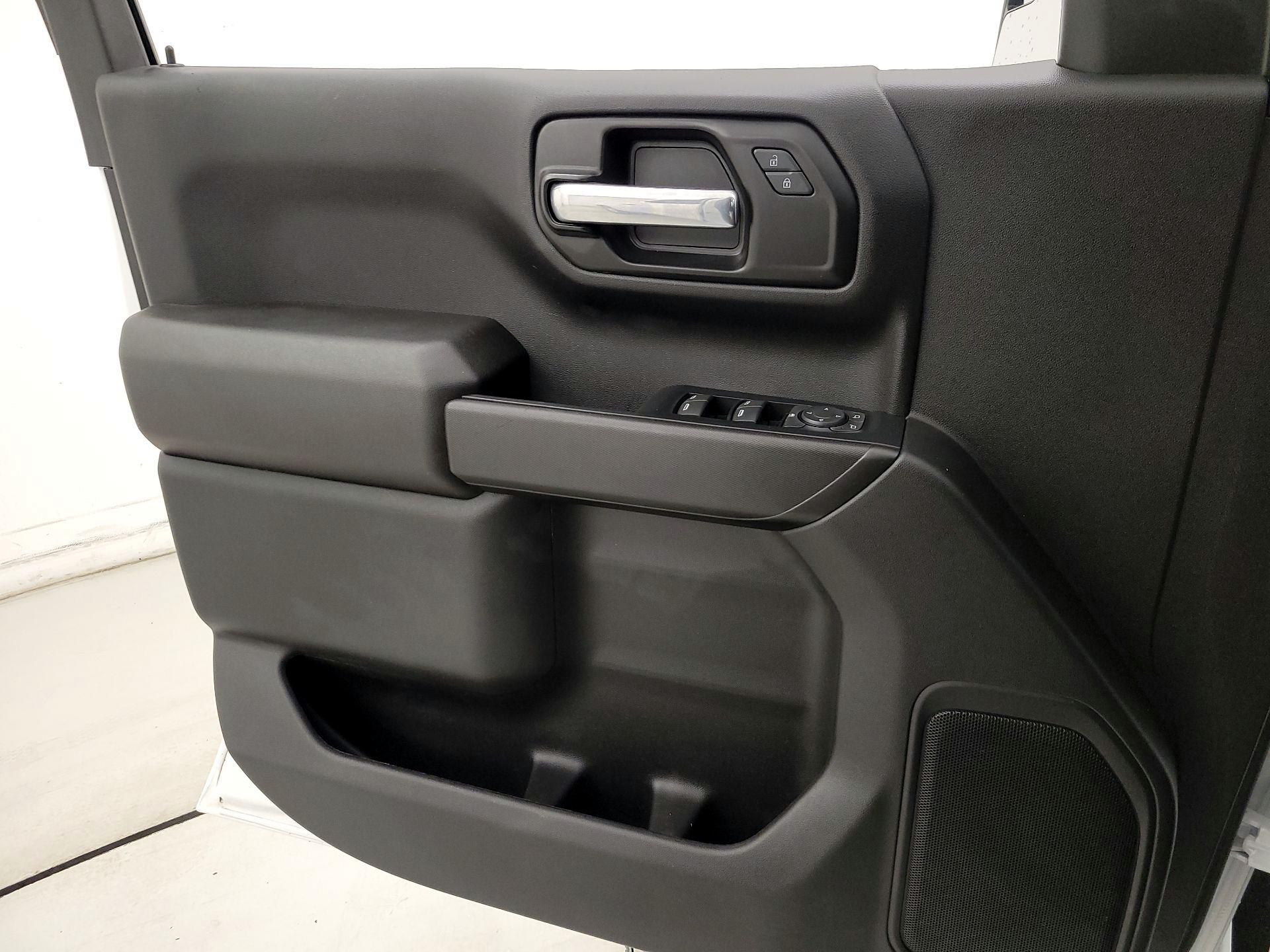 Thumbnail: 2023 Chevrolet Silverado 1500 - 12