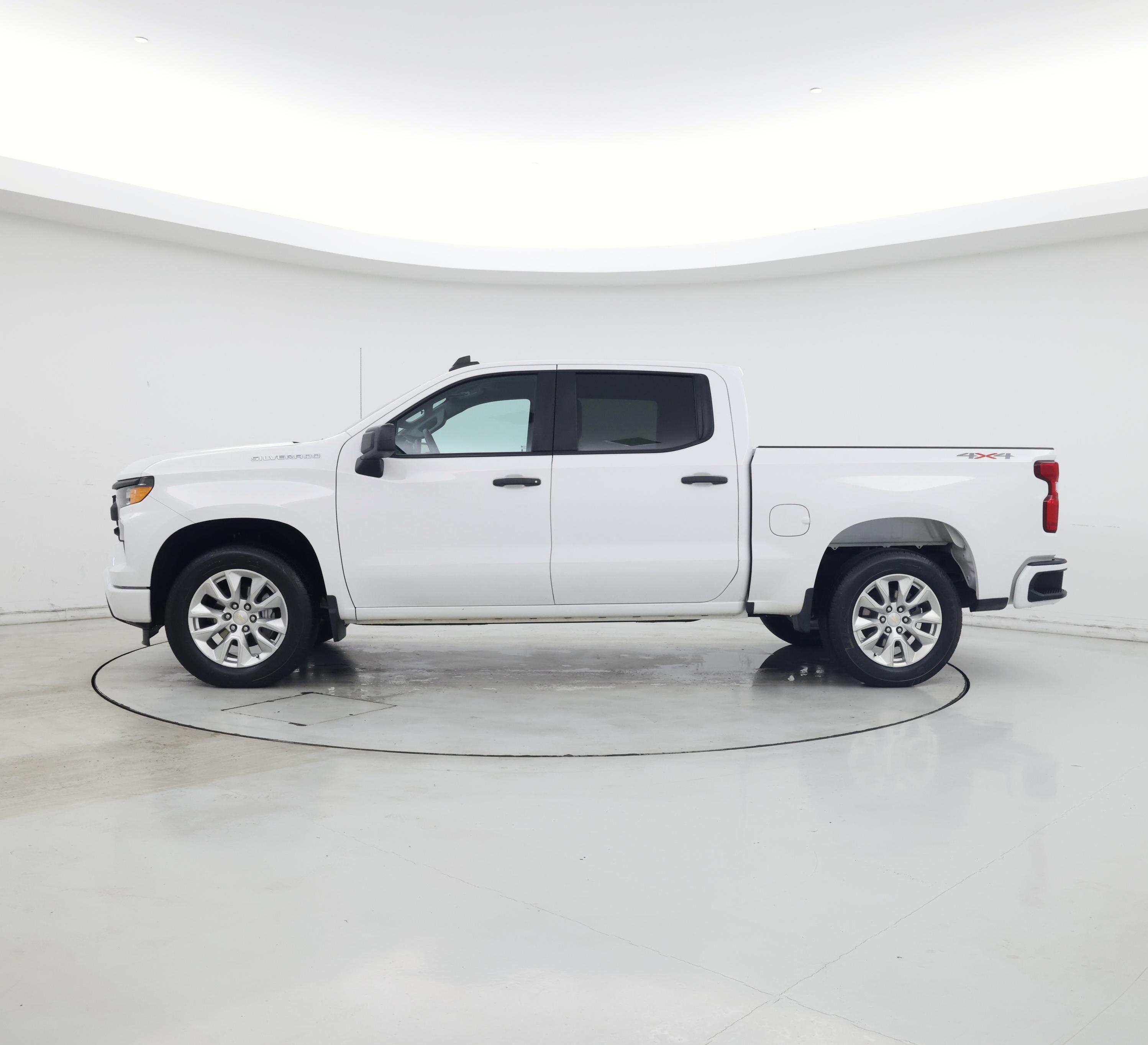 Thumbnail: 2023 Chevrolet Silverado 1500 - 3