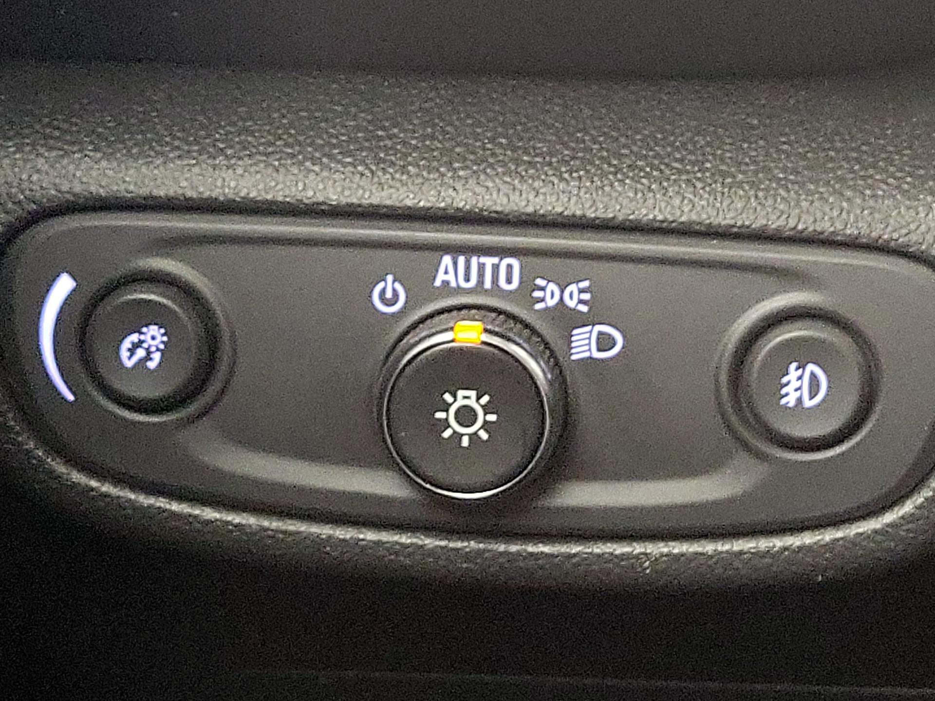 Thumbnail: 2023 Chevrolet TrailBlazer - 13