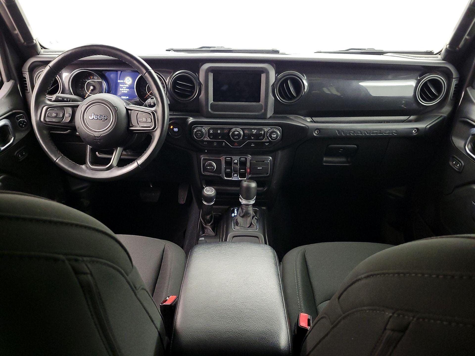 Thumbnail: 2022 Jeep Wrangler - 9