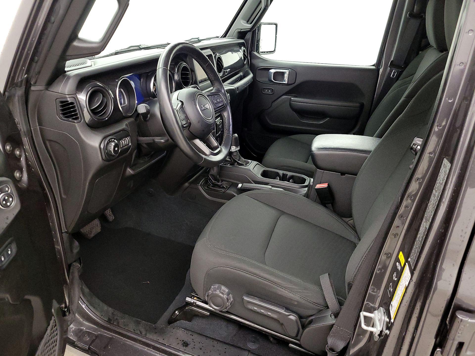 Thumbnail: 2022 Jeep Wrangler - 11