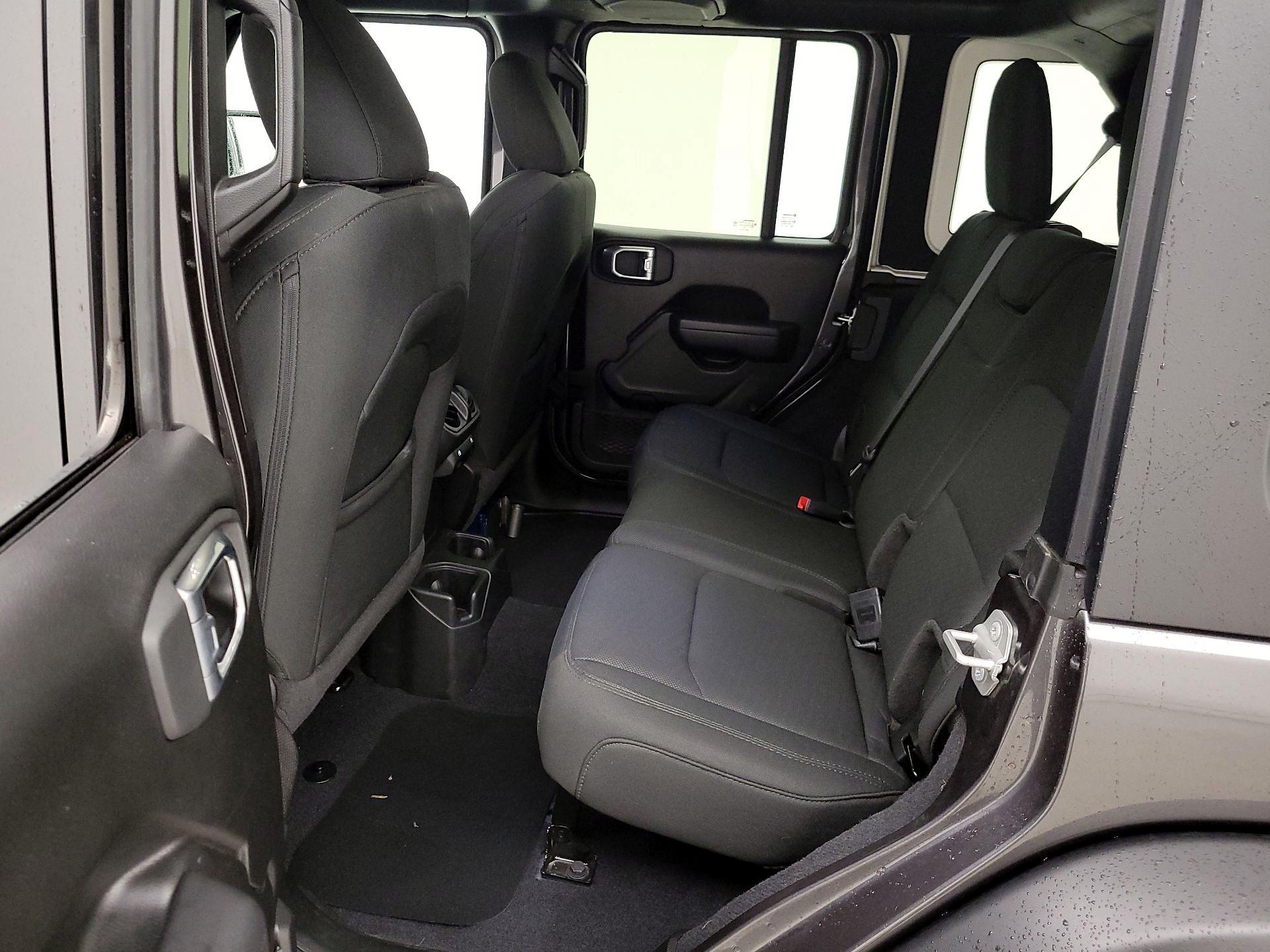 Thumbnail: 2022 Jeep Wrangler - 19