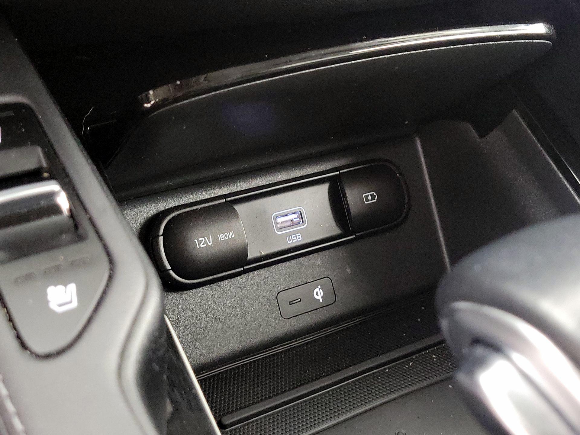 Thumbnail: 2021 Kia Telluride - 19