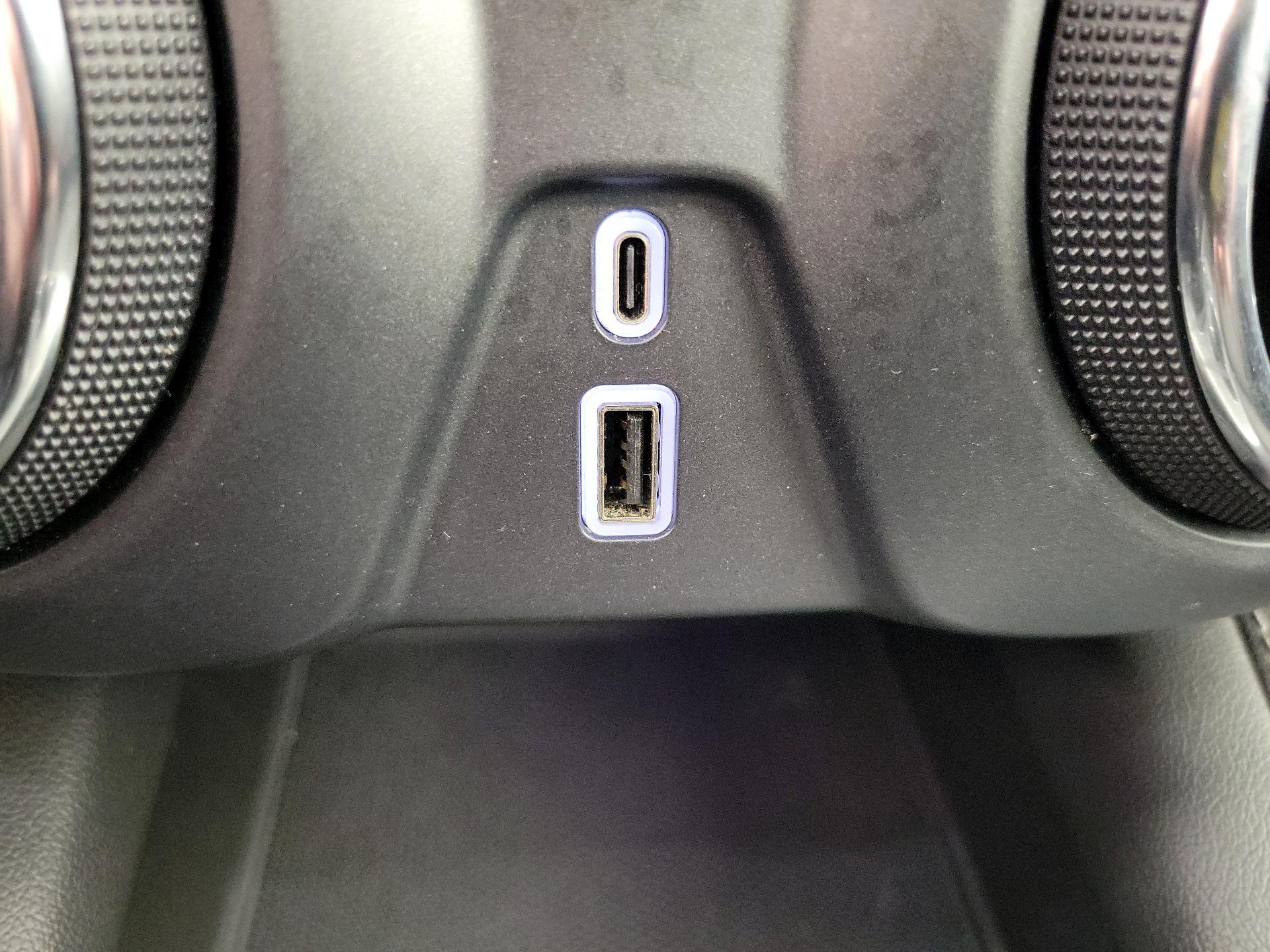 Thumbnail: 2023 Chevrolet Blazer - 18