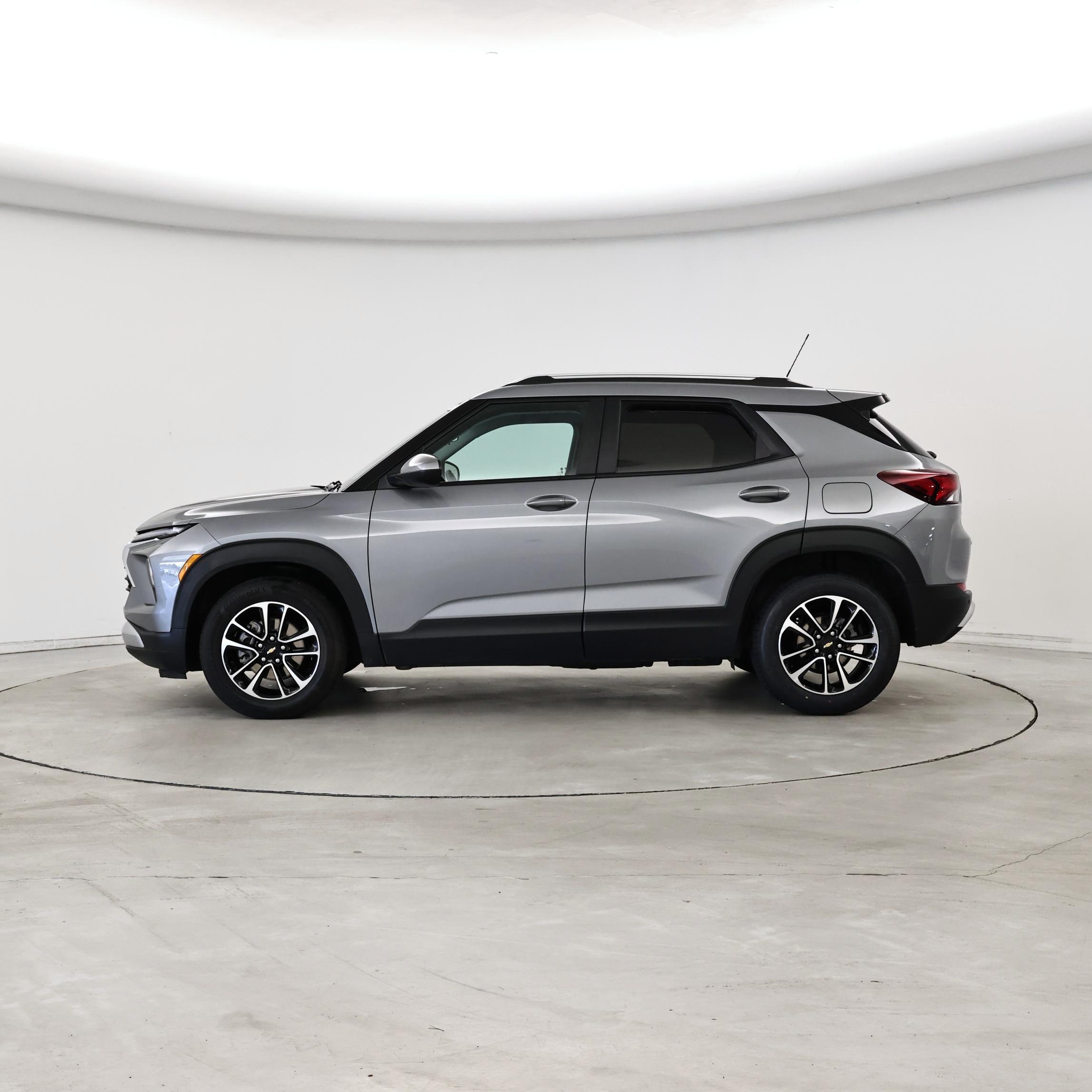 Thumbnail: 2024 Chevrolet TrailBlazer - 3