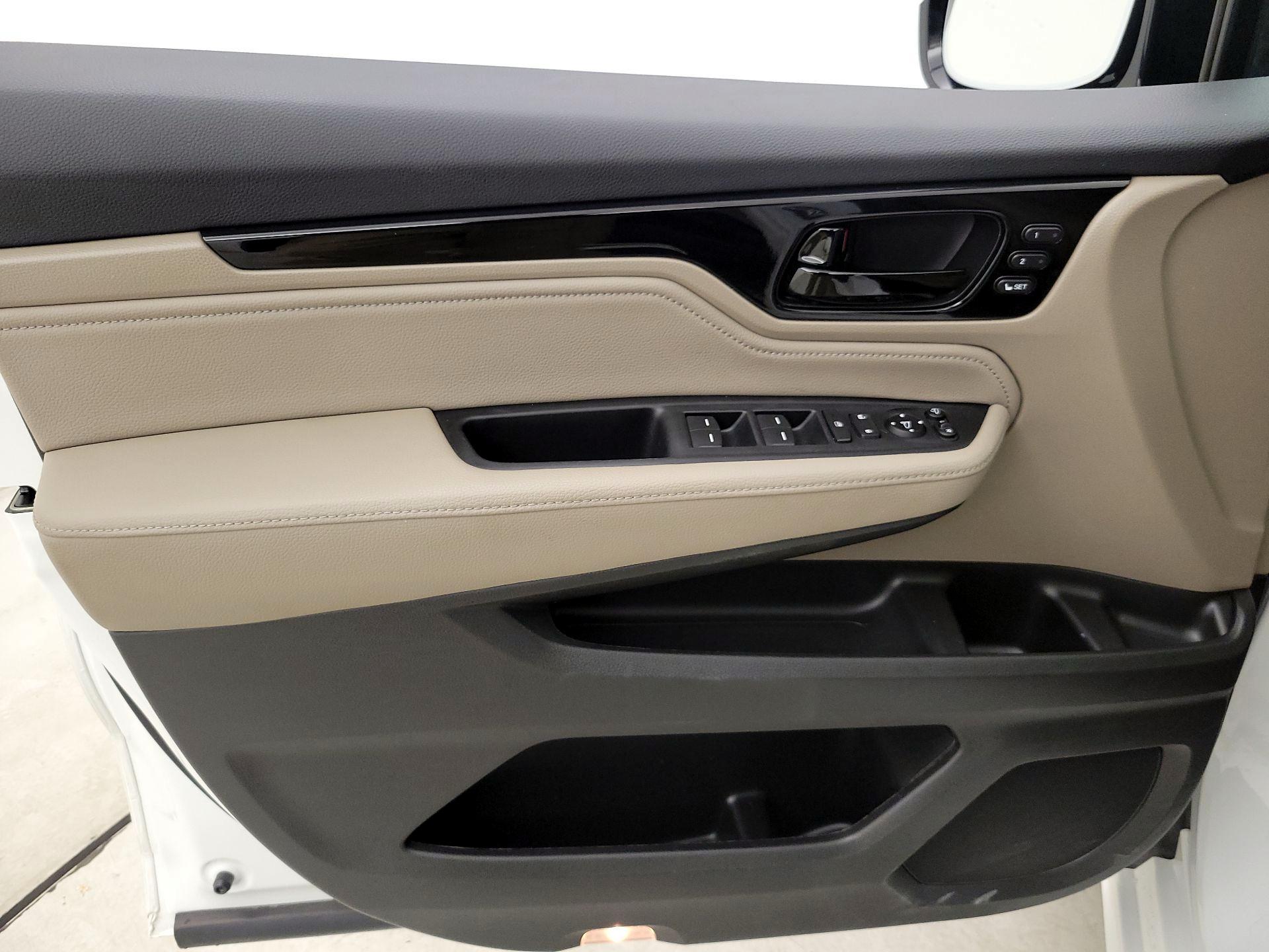 Thumbnail: 2022 Honda Odyssey - 12