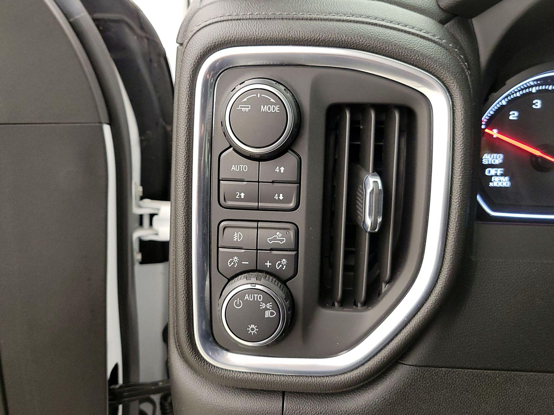 Thumbnail: 2022 Chevrolet Silverado 1500 - 13