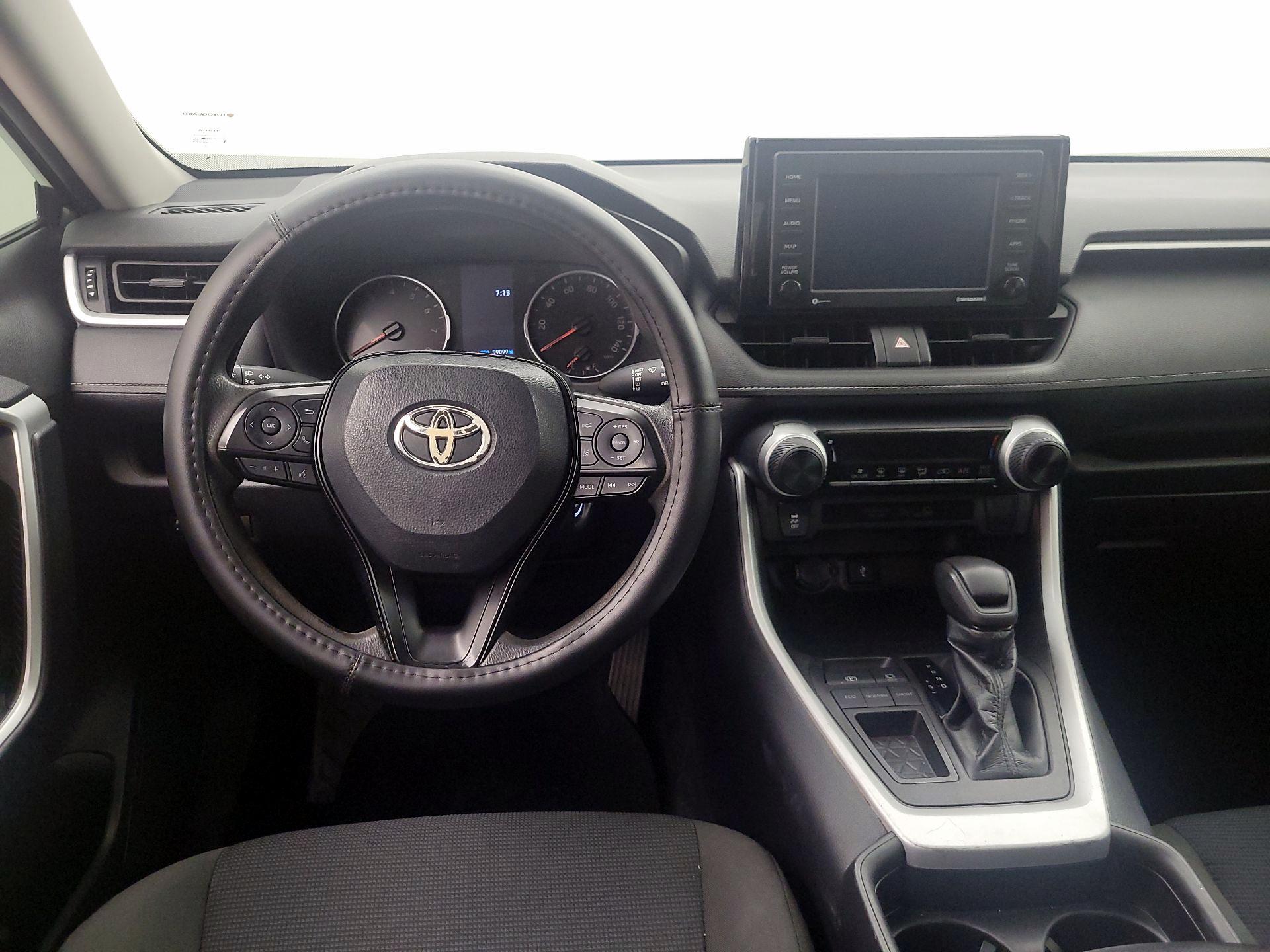 Thumbnail: 2021 Toyota RAV4 - 10