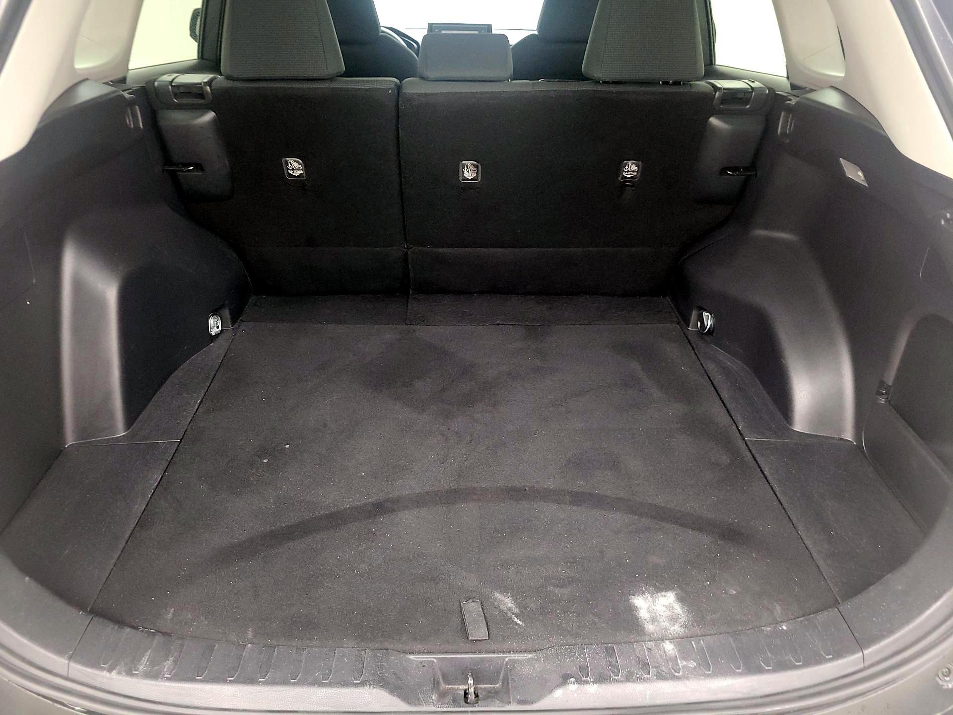 Thumbnail: 2021 Toyota RAV4 - 20