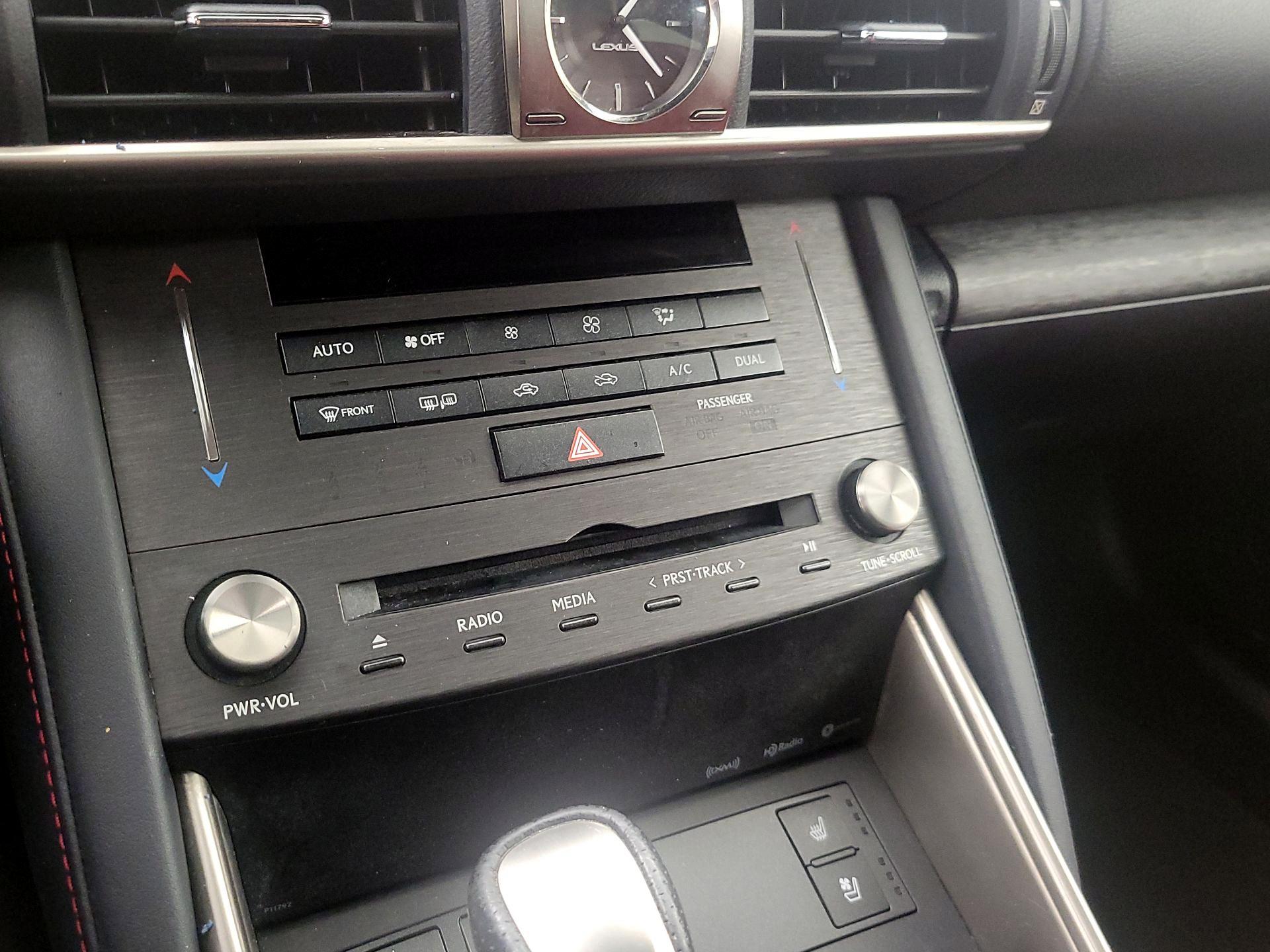 Thumbnail: 2020 Lexus IS - 16