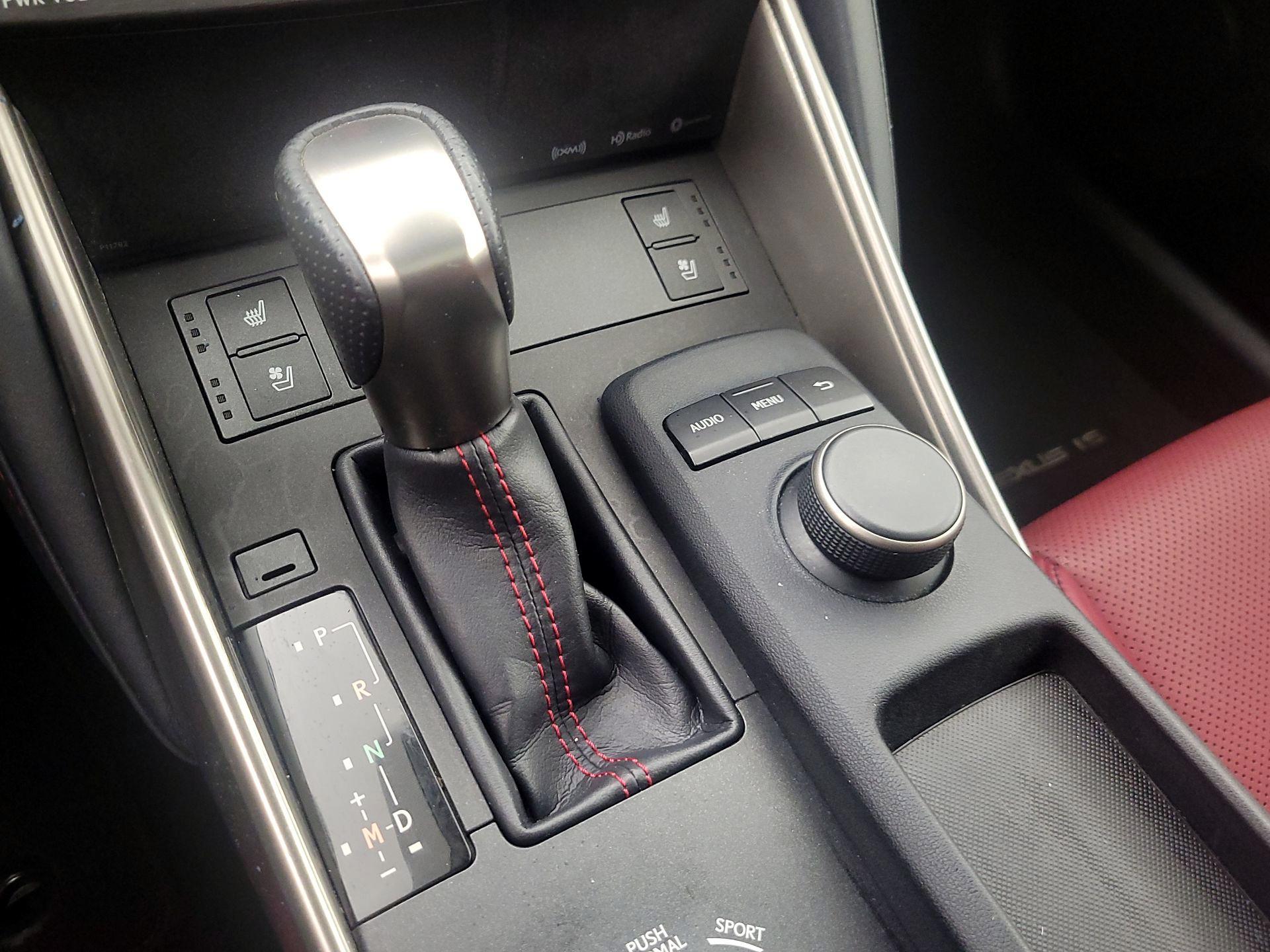 Thumbnail: 2020 Lexus IS - 17