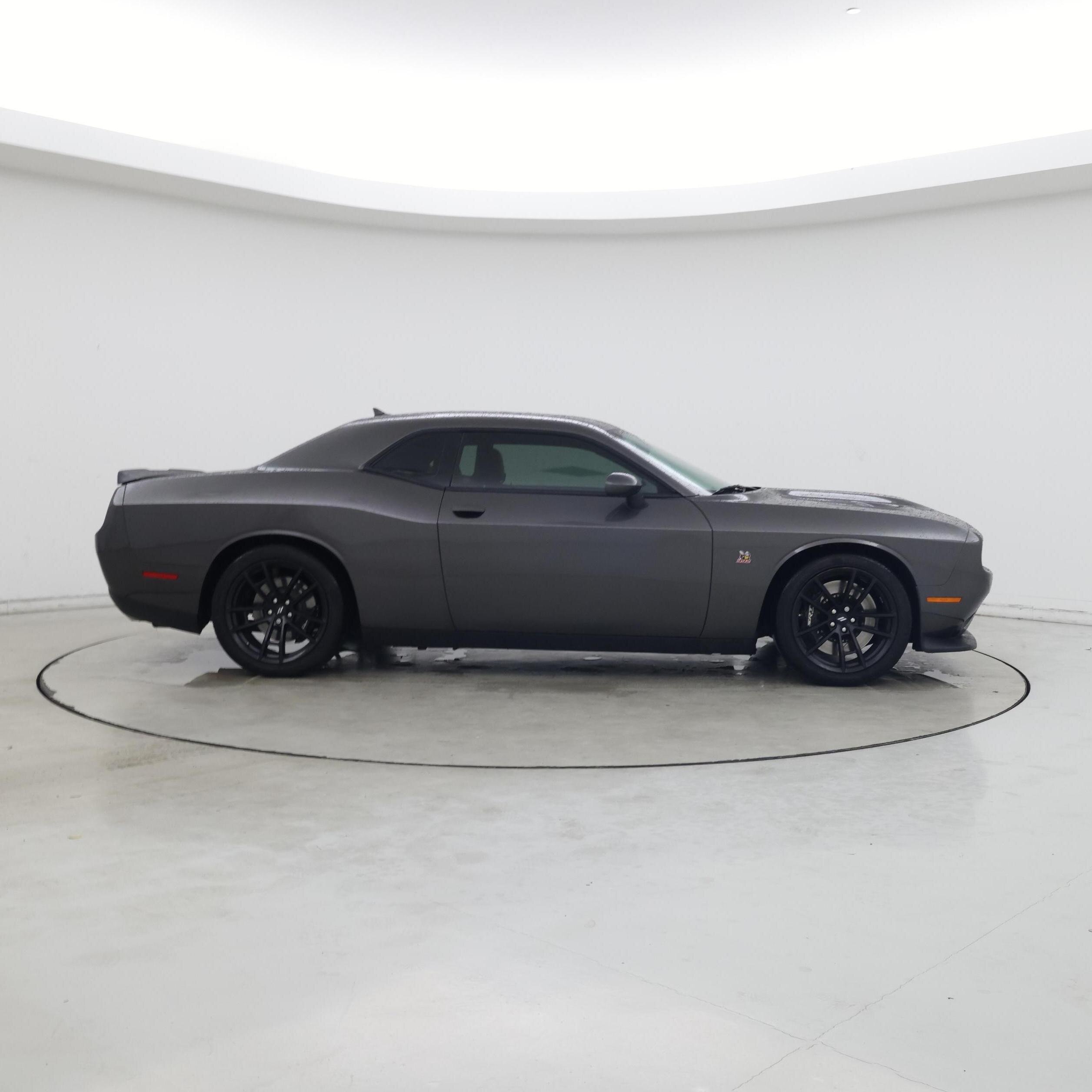 Thumbnail: 2021 Dodge Challenger - 7