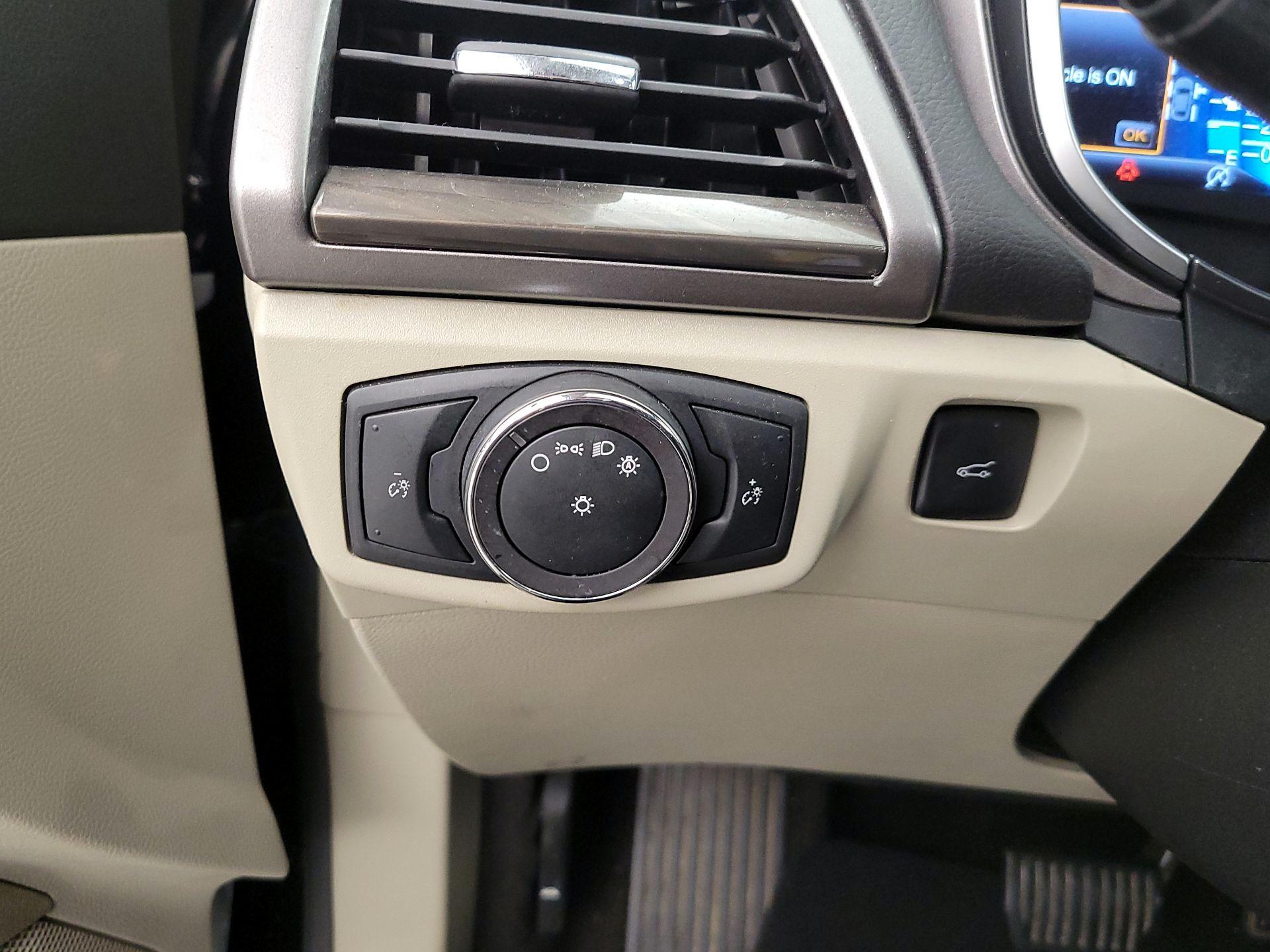 Thumbnail: 2019 Ford Fusion - 13