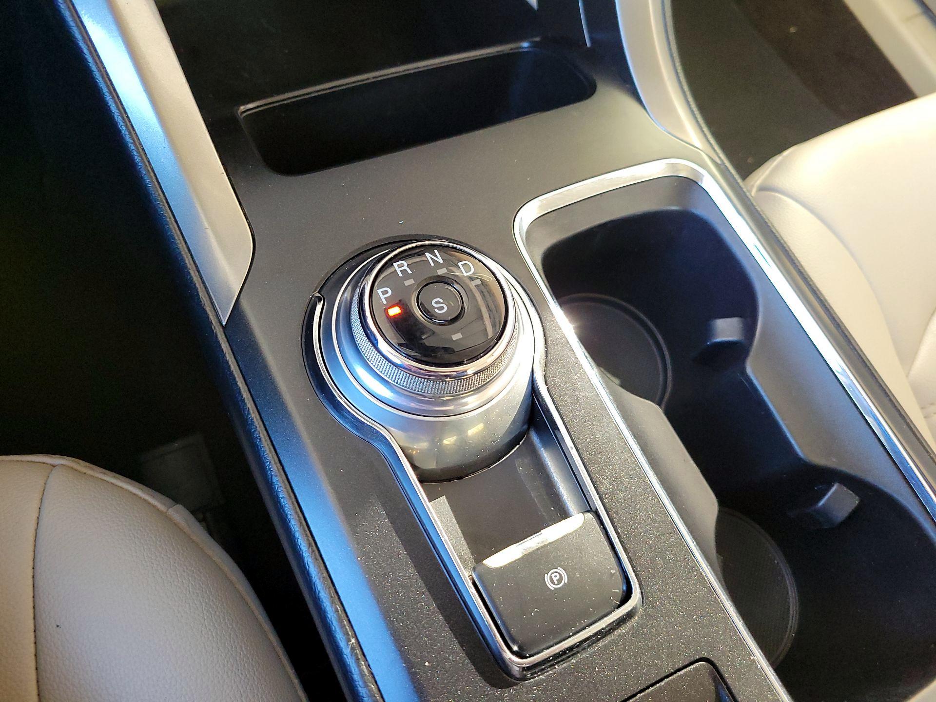 Thumbnail: 2019 Ford Fusion - 17