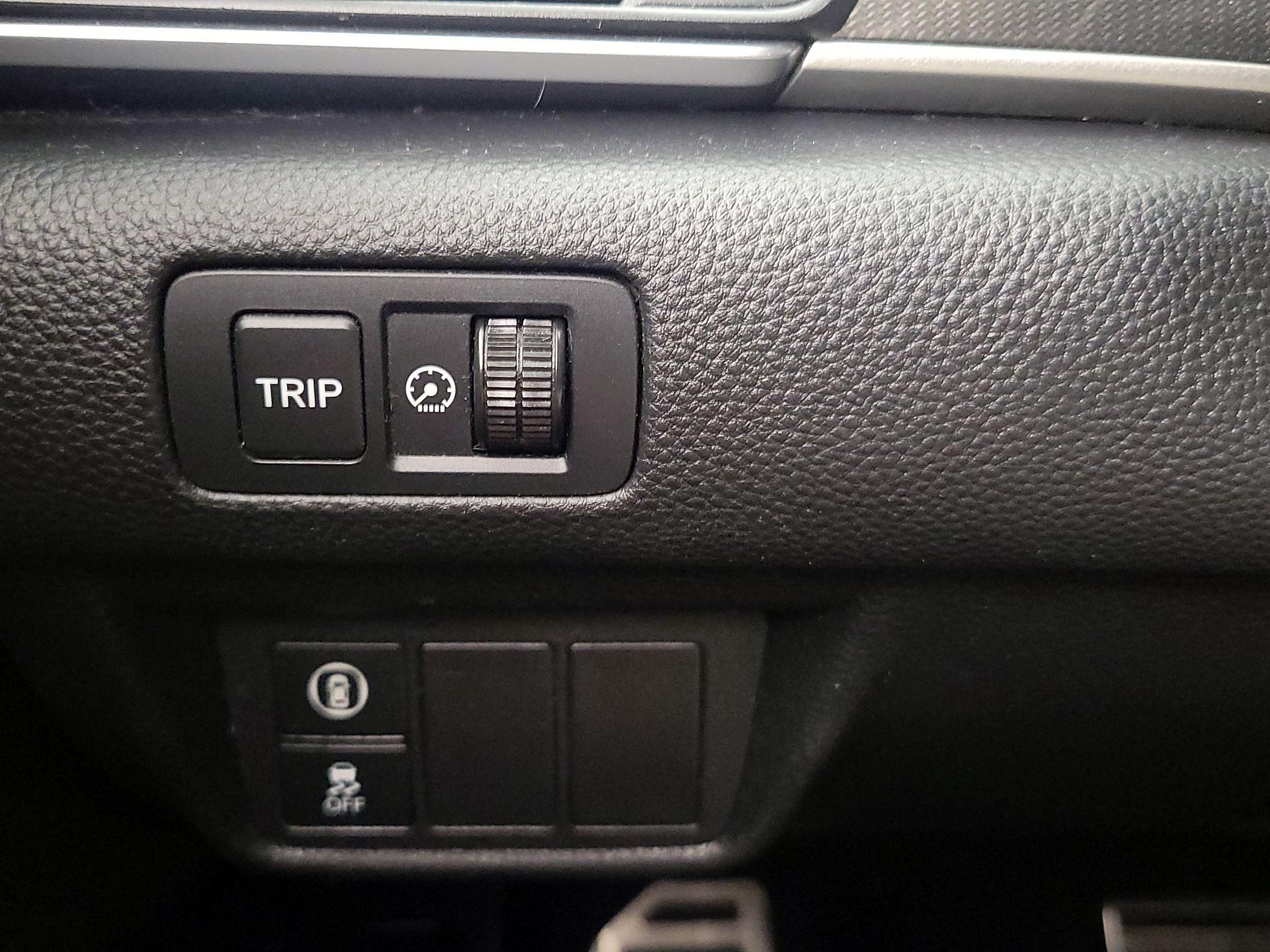 Thumbnail: 2018 Honda Accord - 13