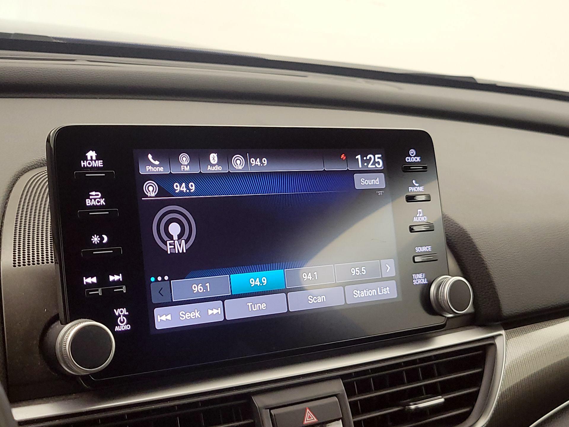 Thumbnail: 2018 Honda Accord - 15