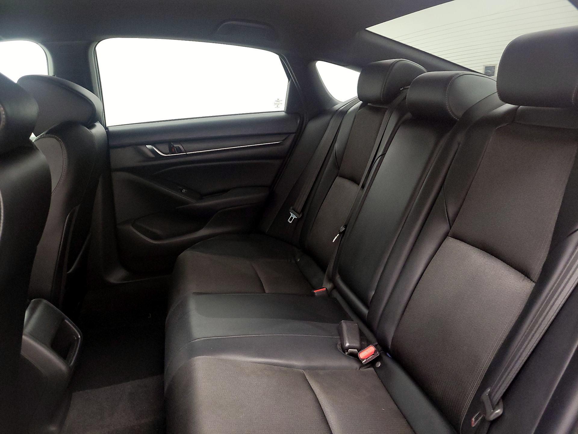 Thumbnail: 2018 Honda Accord - 19