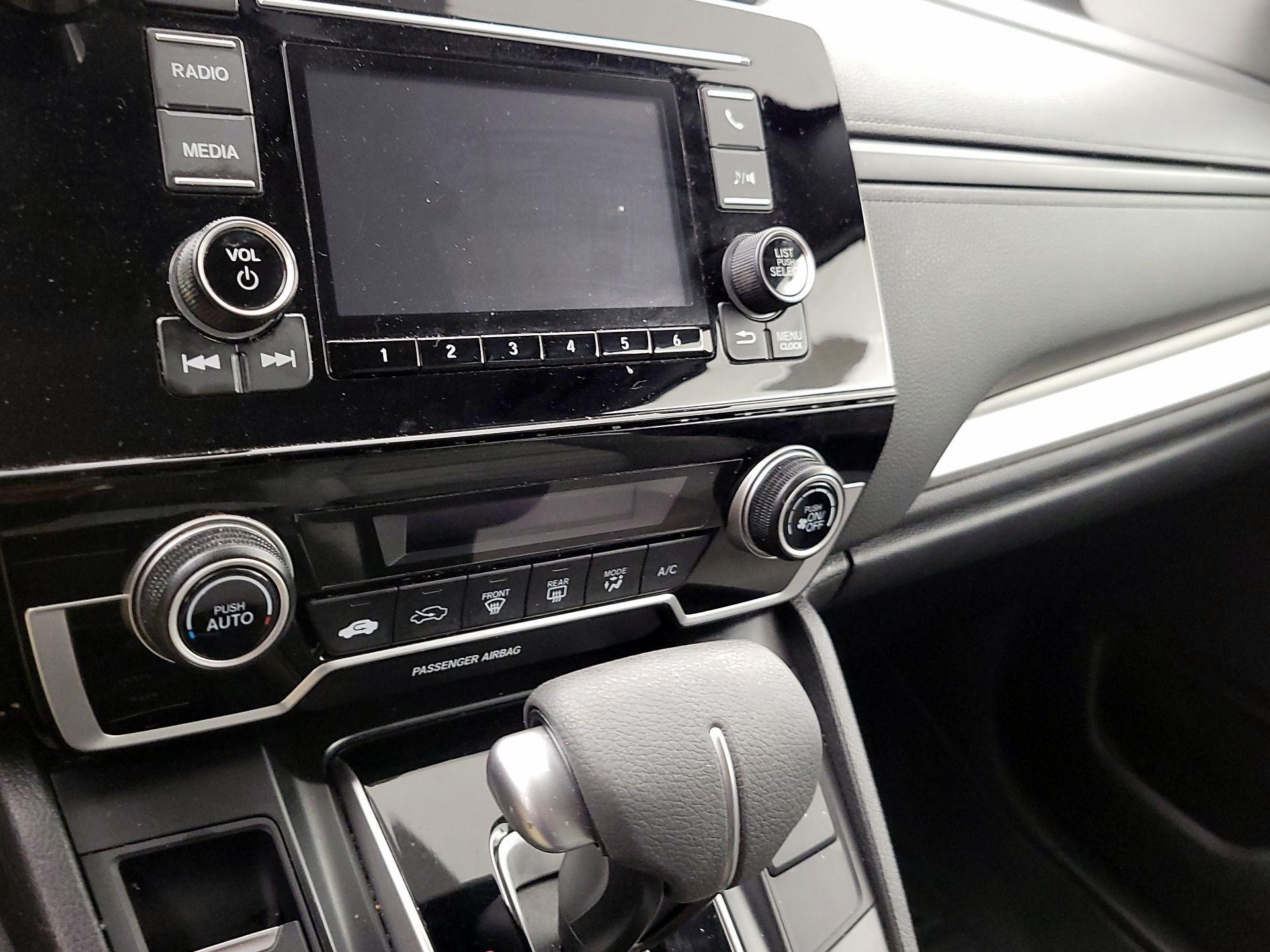 Thumbnail: 2018 Honda CR-V - 16