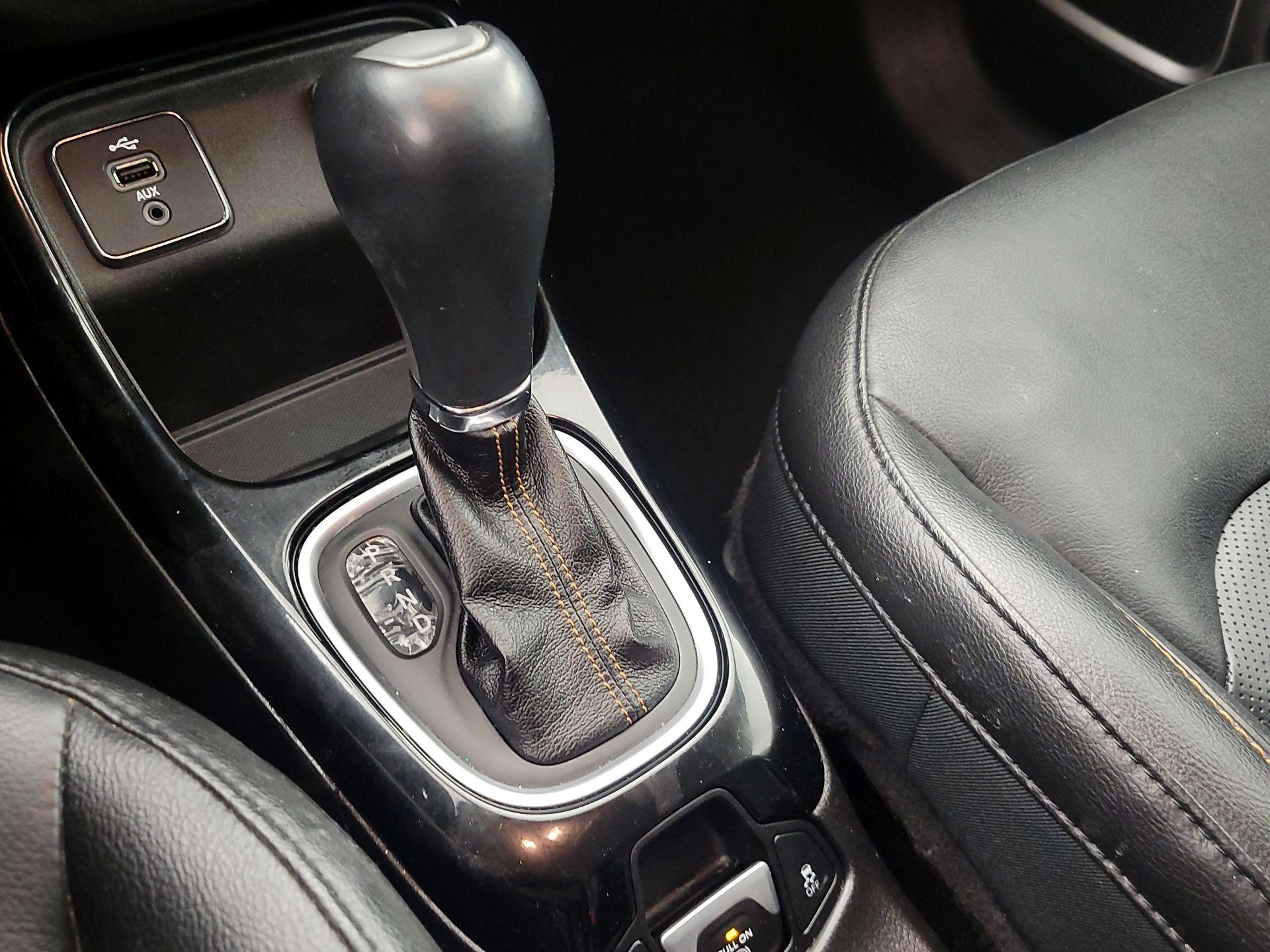 Thumbnail: 2018 Jeep Compass - 18