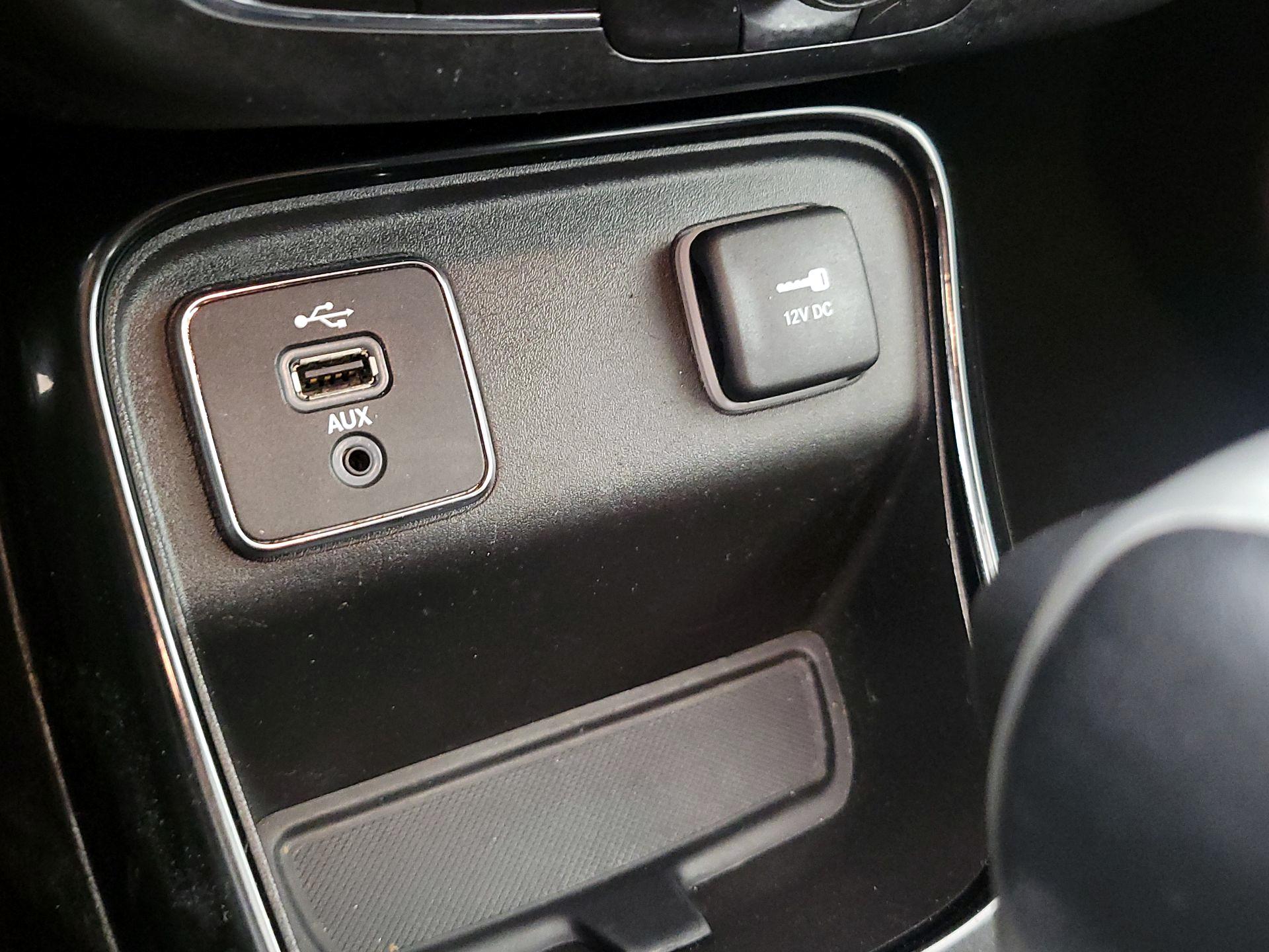 Thumbnail: 2018 Jeep Compass - 19