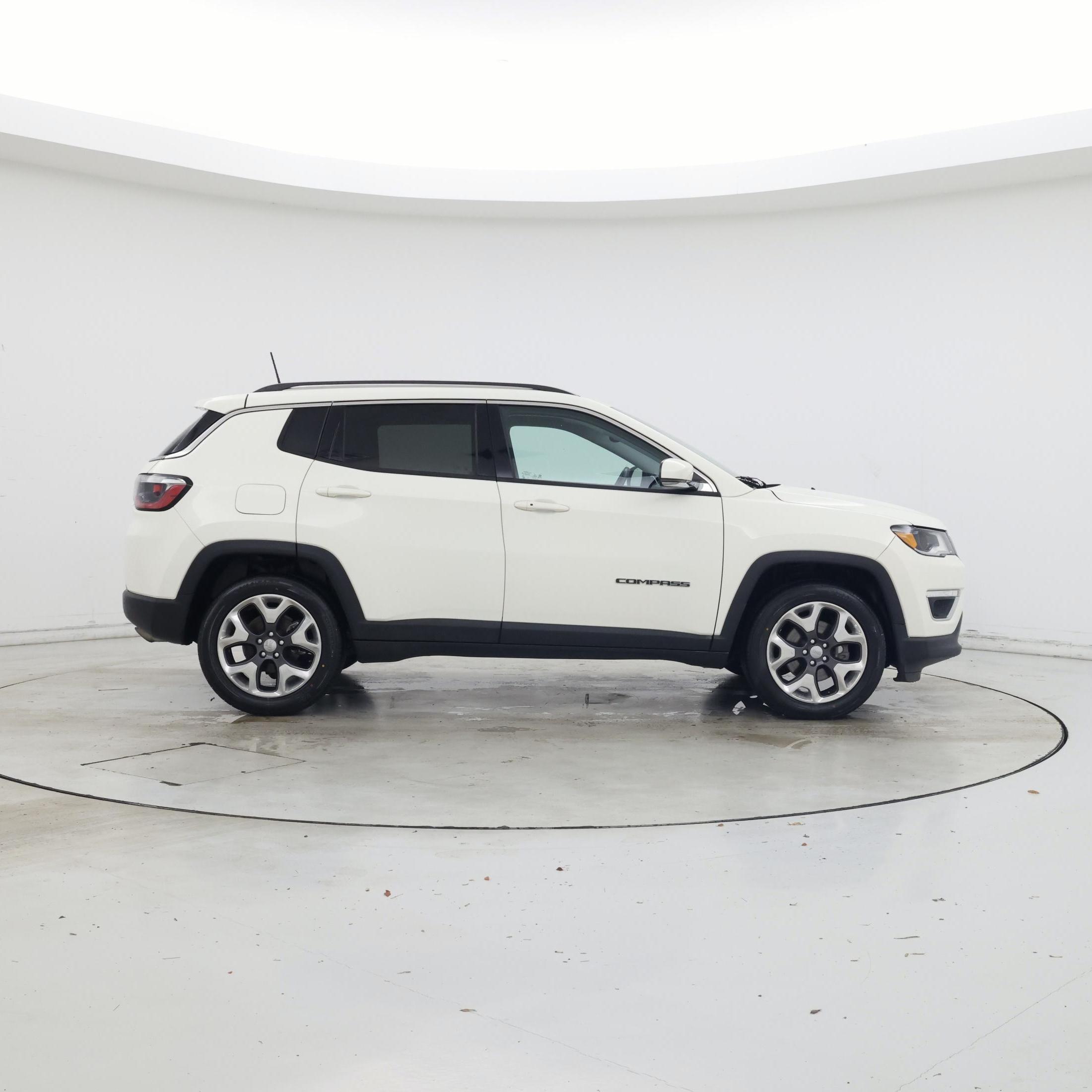 Thumbnail: 2018 Jeep Compass - 7