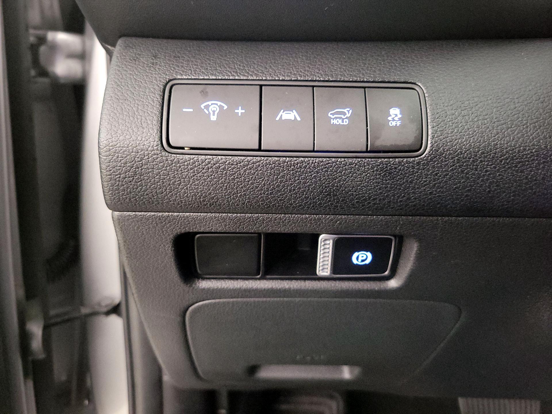 Thumbnail: 2023 Hyundai Santa Fe - 13