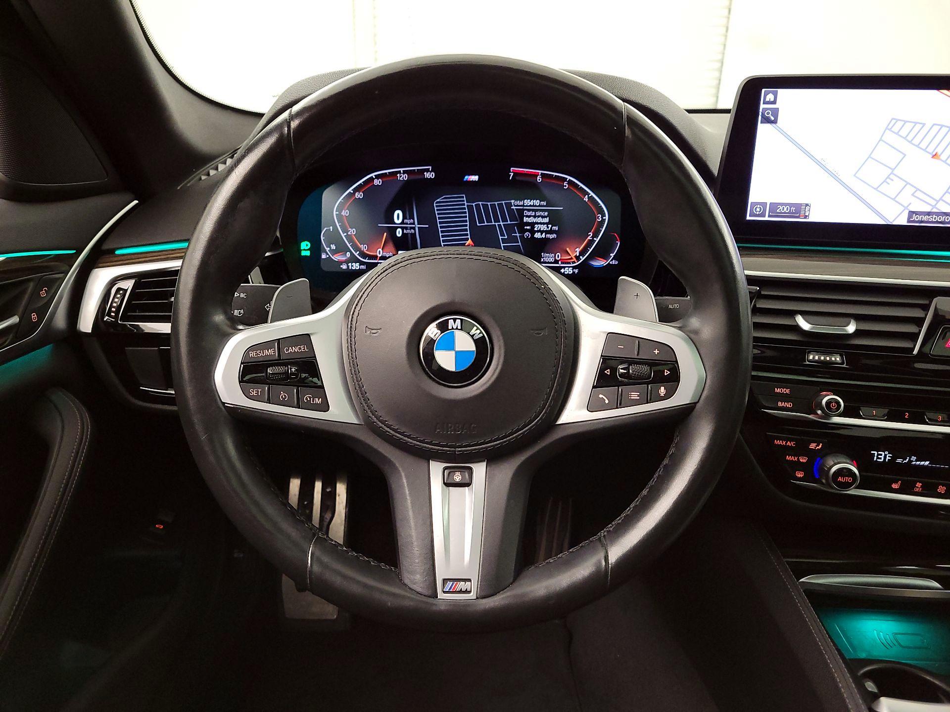 Thumbnail: 2021 BMW 5 Series - 10