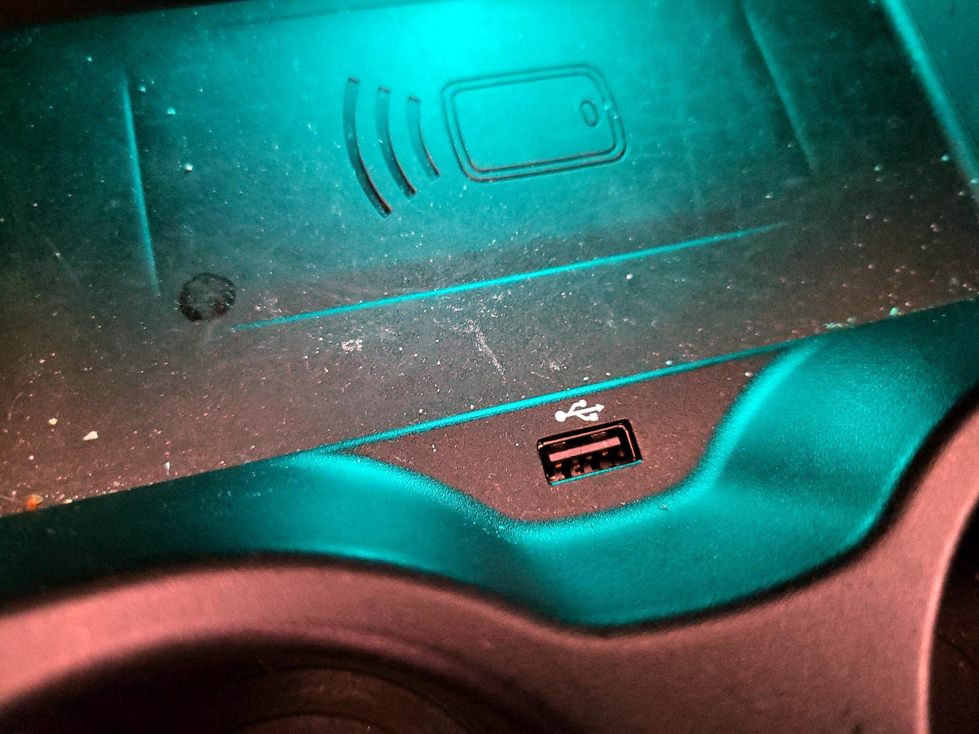 Thumbnail: 2021 BMW 5 Series - 19