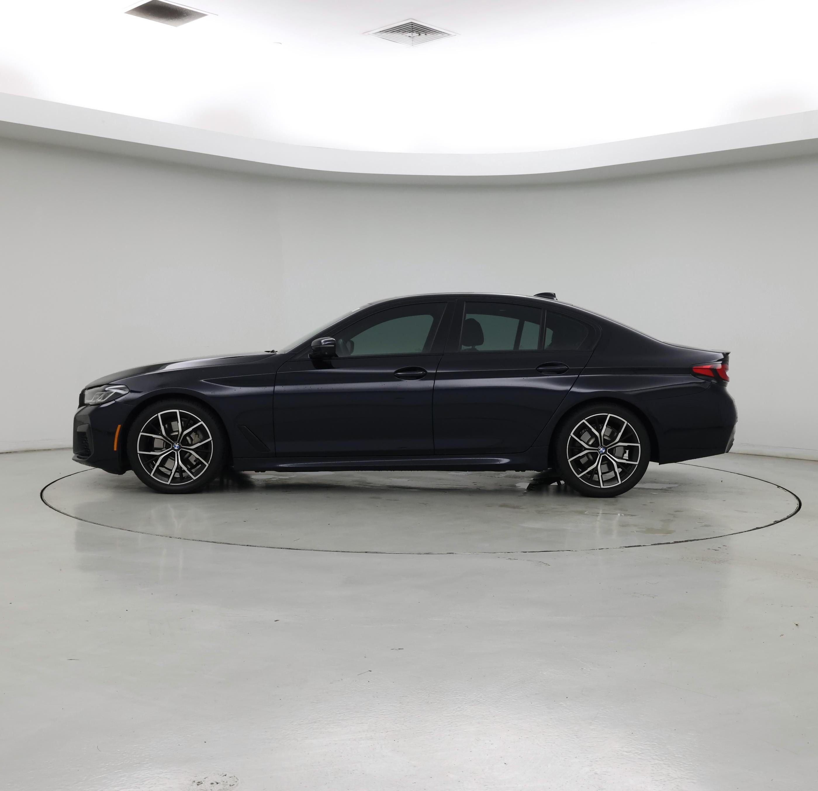 Thumbnail: 2021 BMW 5 Series - 3