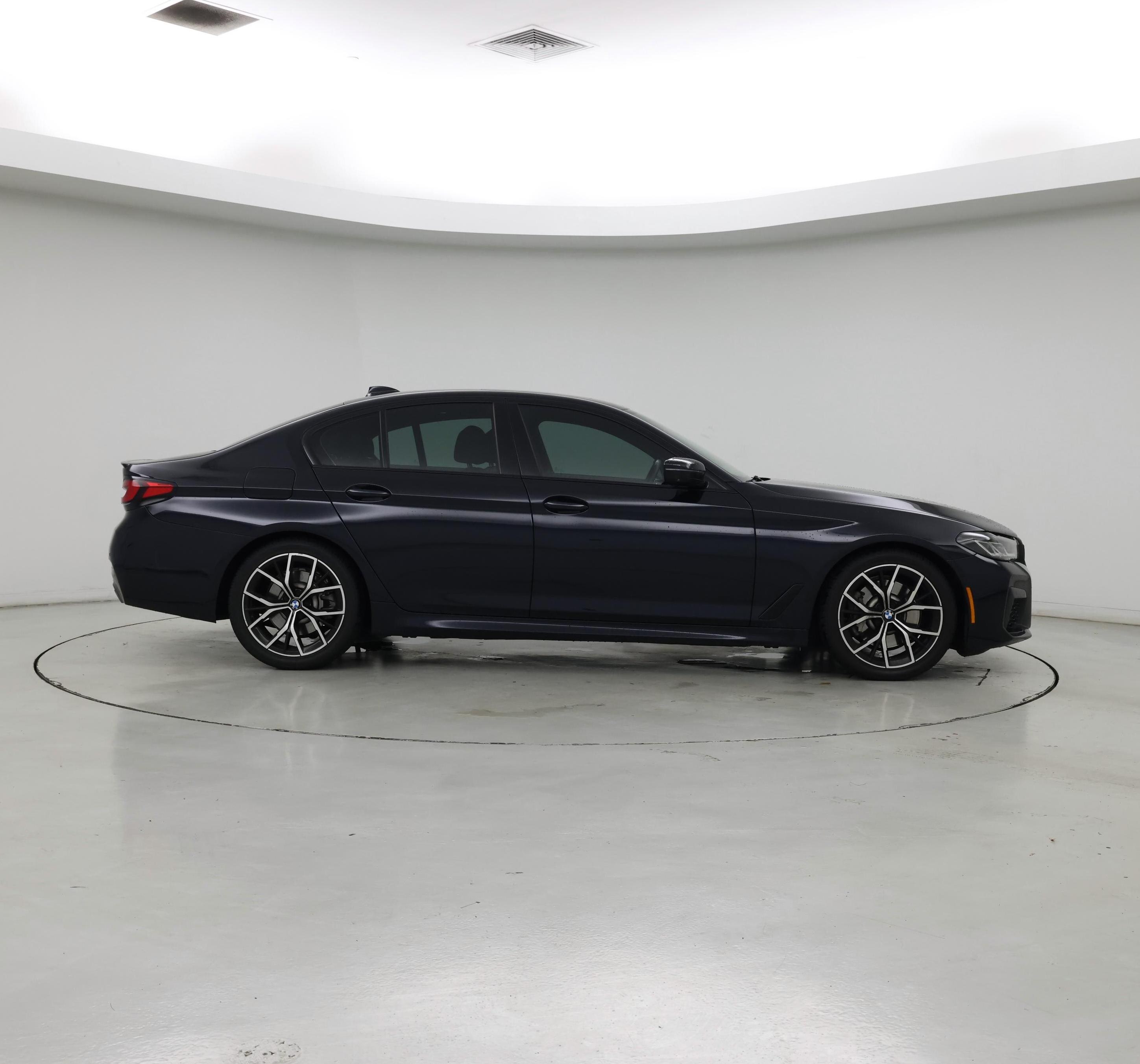 Thumbnail: 2021 BMW 5 Series - 7
