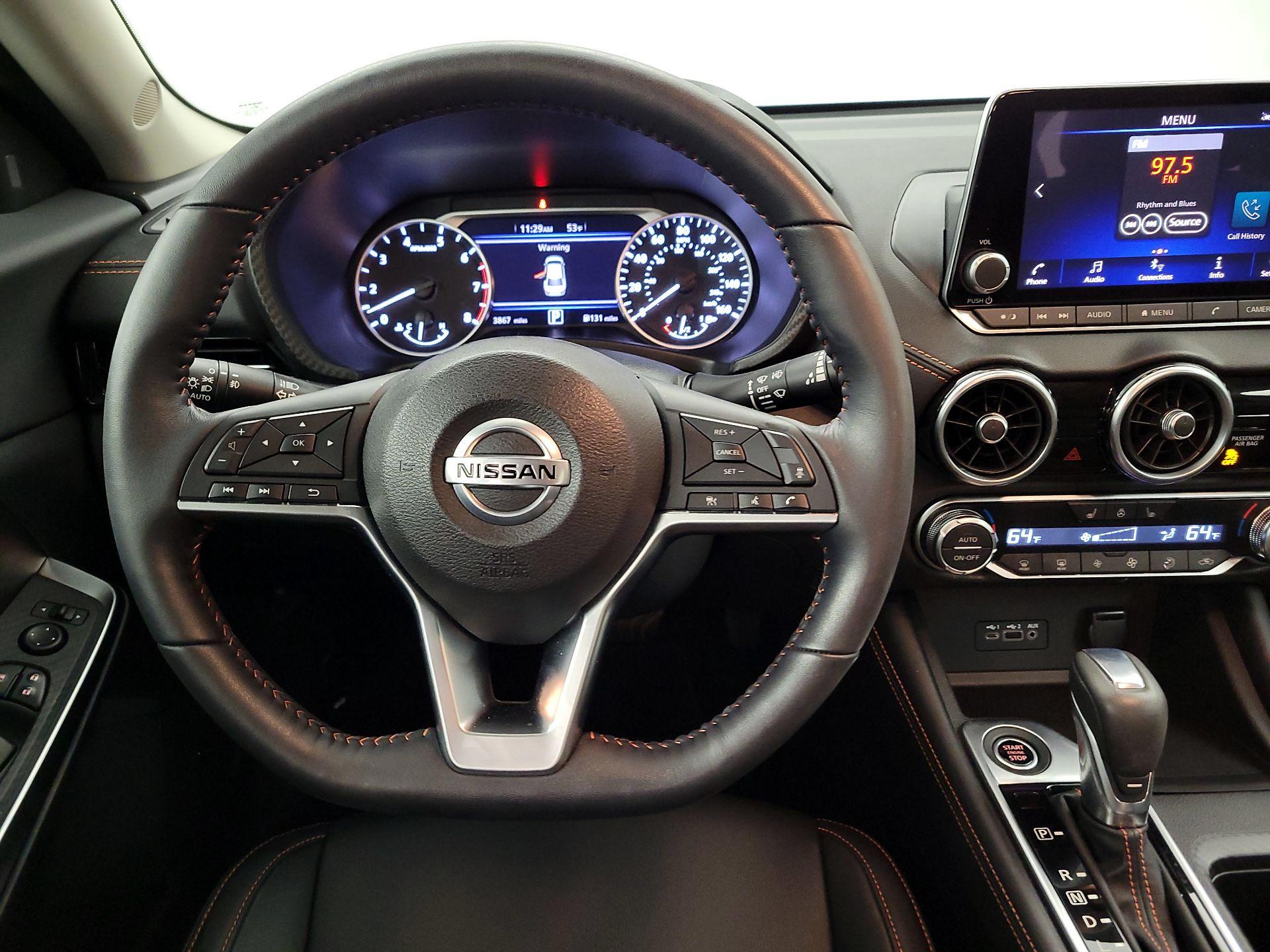 Thumbnail: 2021 Nissan Sentra - 10