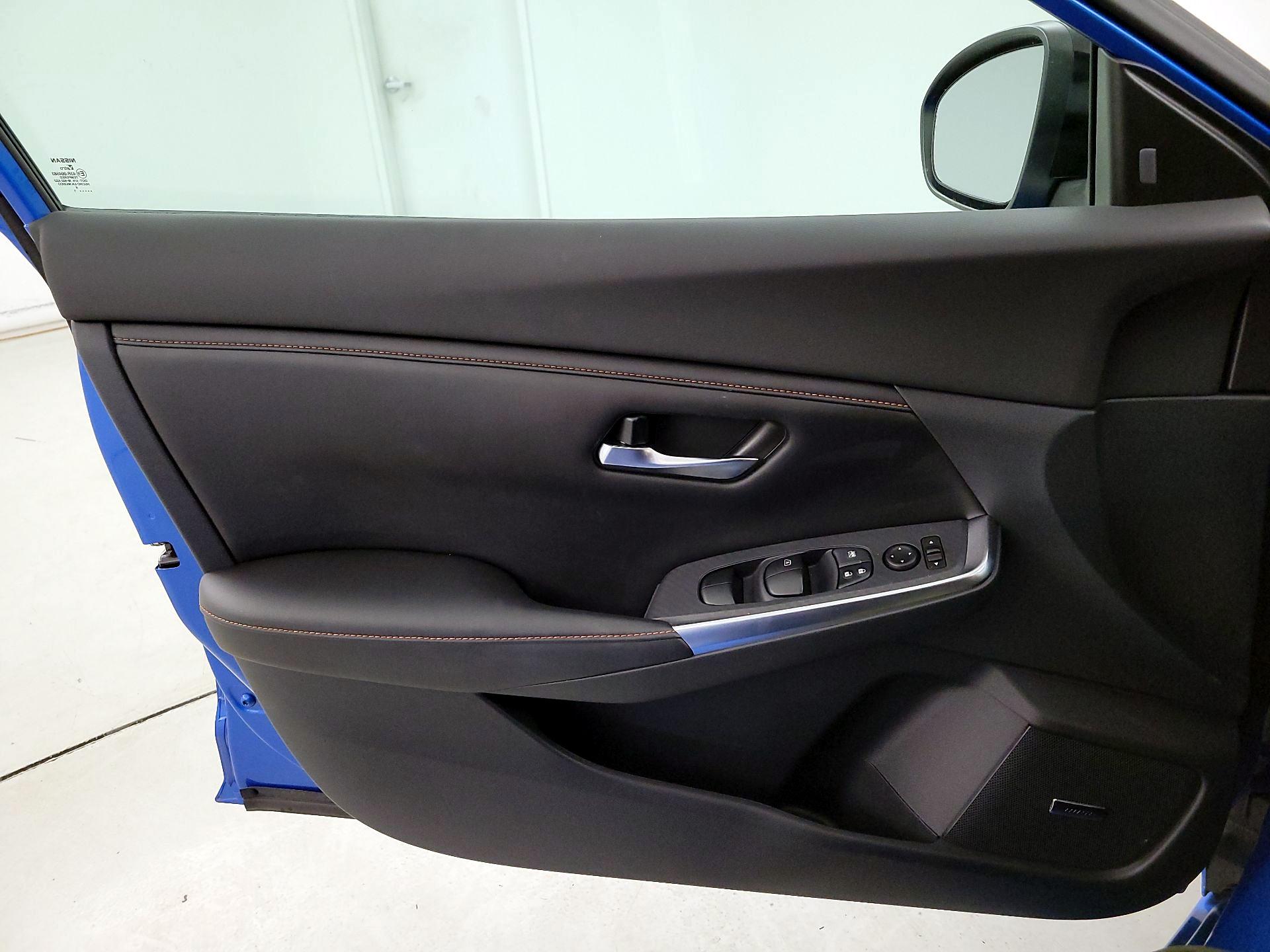 Thumbnail: 2021 Nissan Sentra - 12