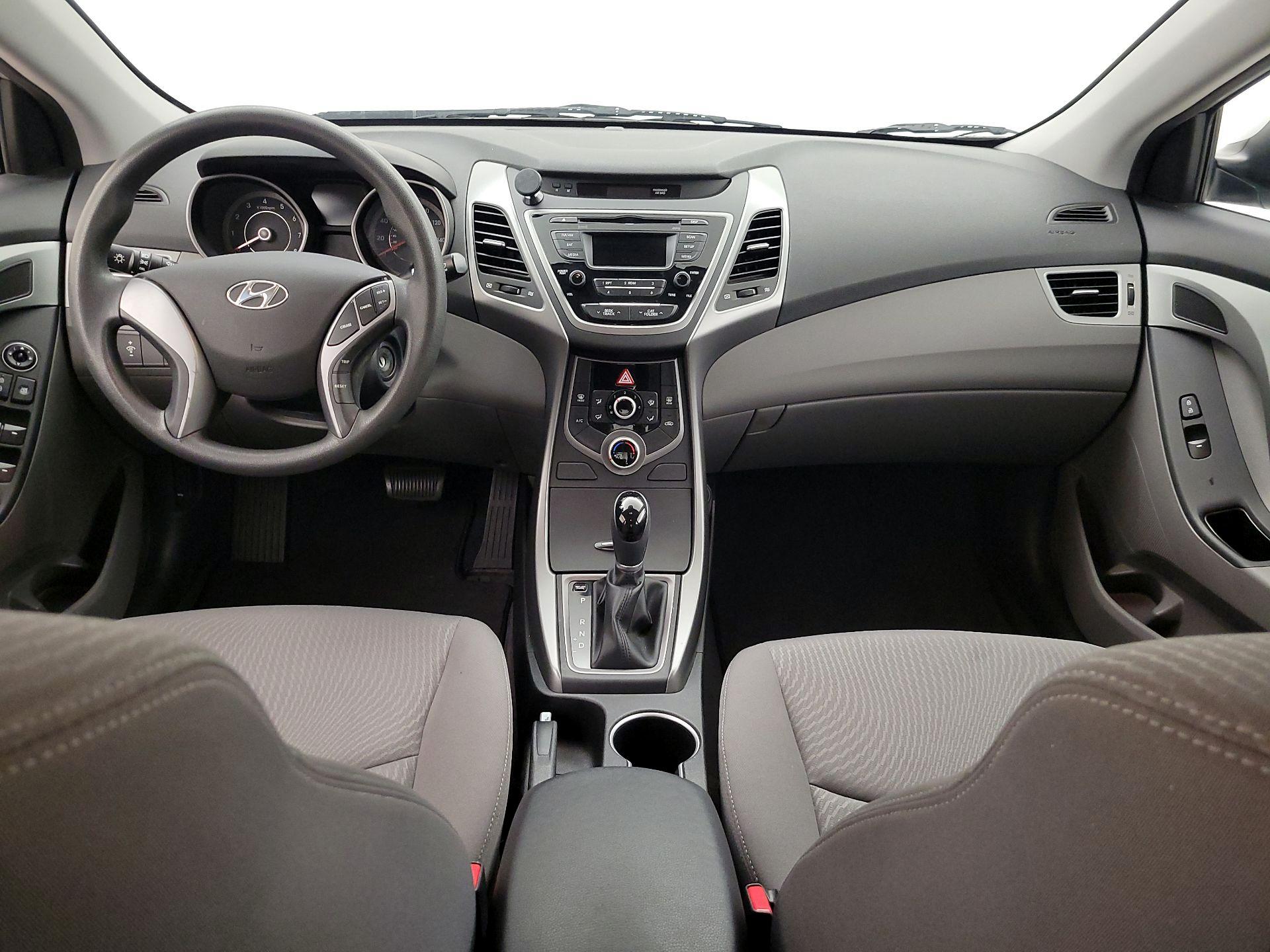 Thumbnail: 2016 Hyundai Elantra - 9