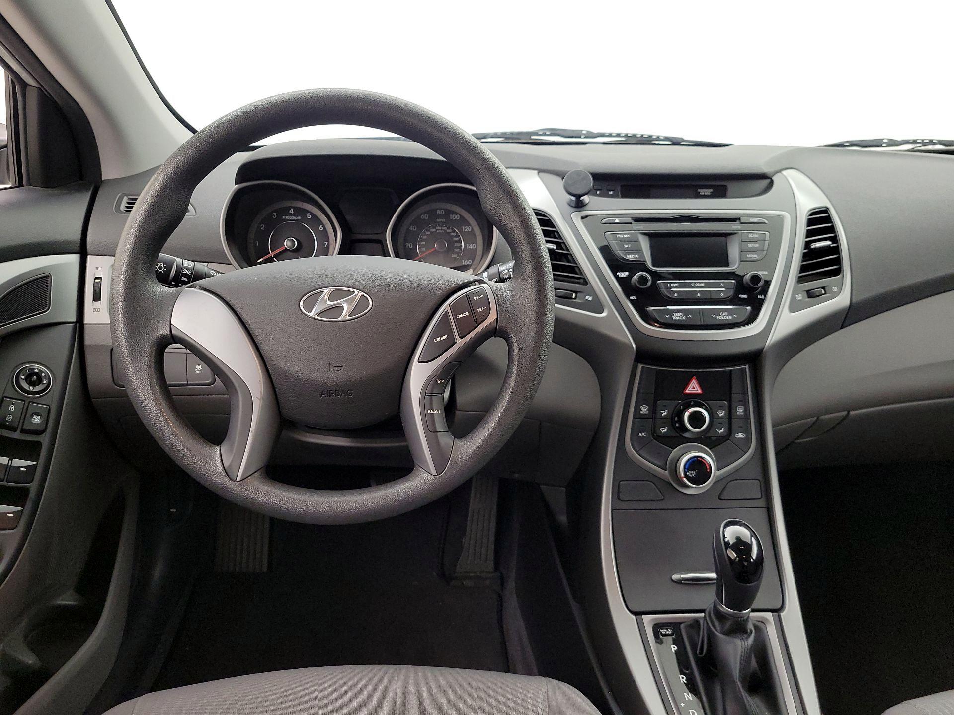 Thumbnail: 2016 Hyundai Elantra - 10