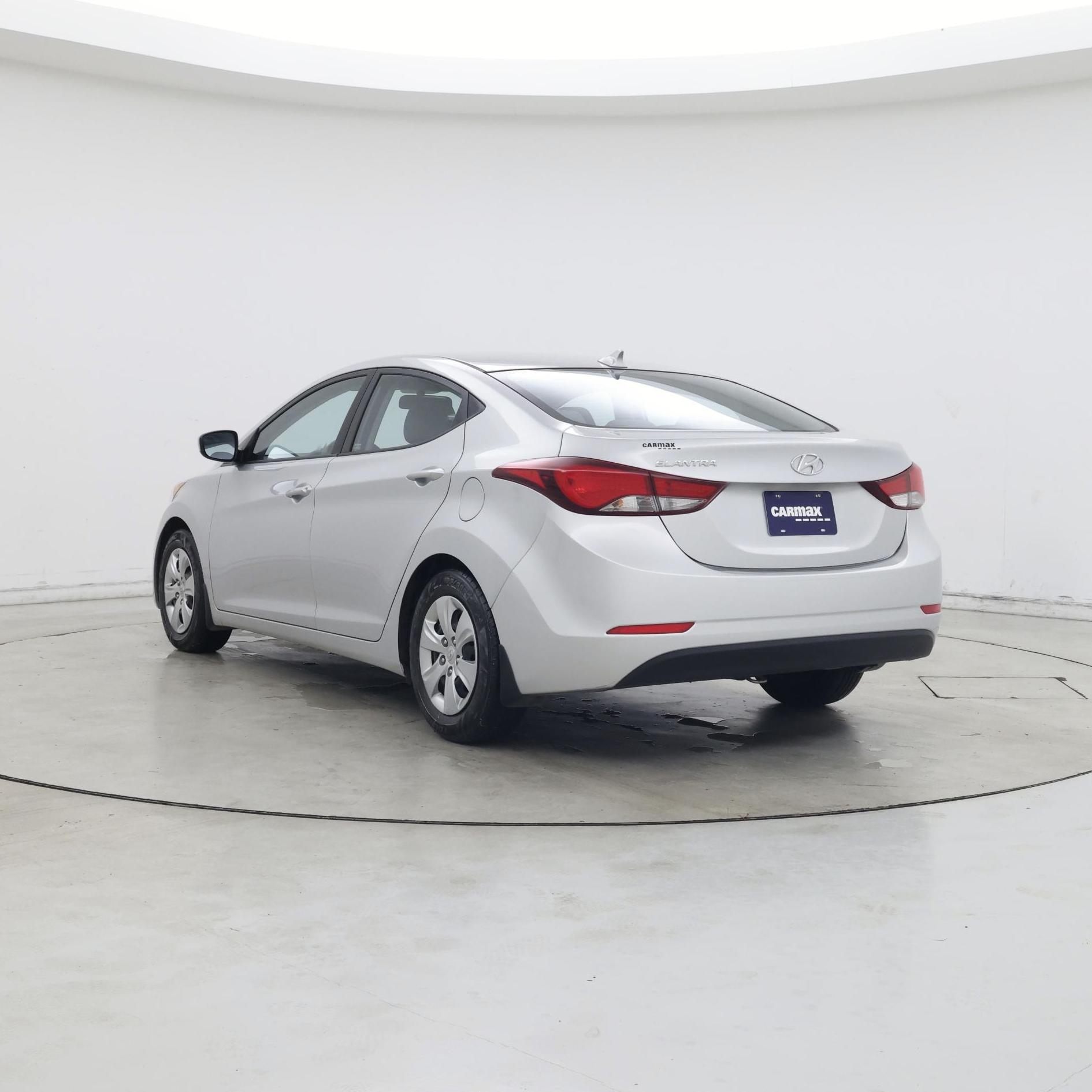 Thumbnail: 2016 Hyundai Elantra - 2