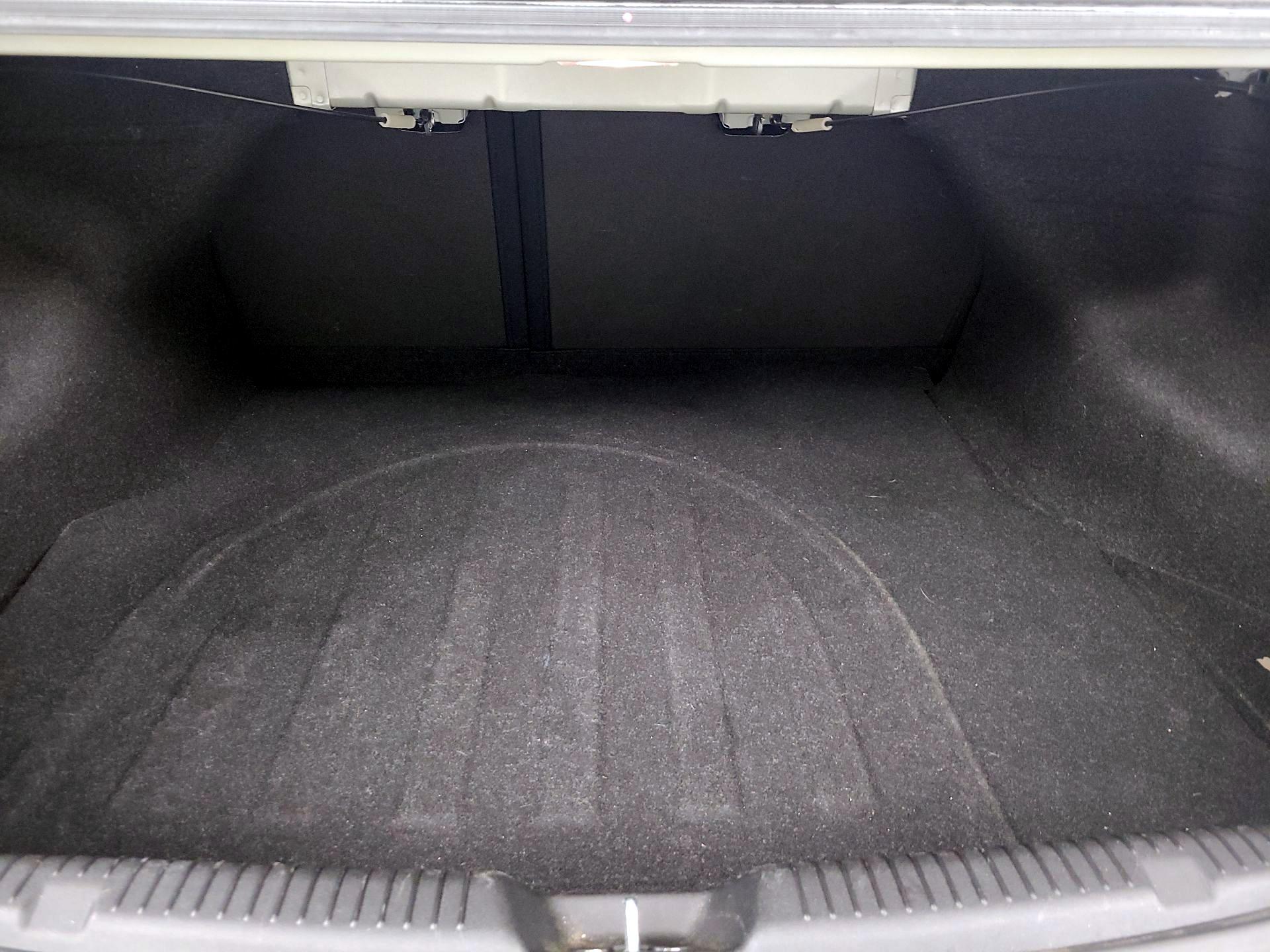 Thumbnail: 2016 Hyundai Elantra - 19