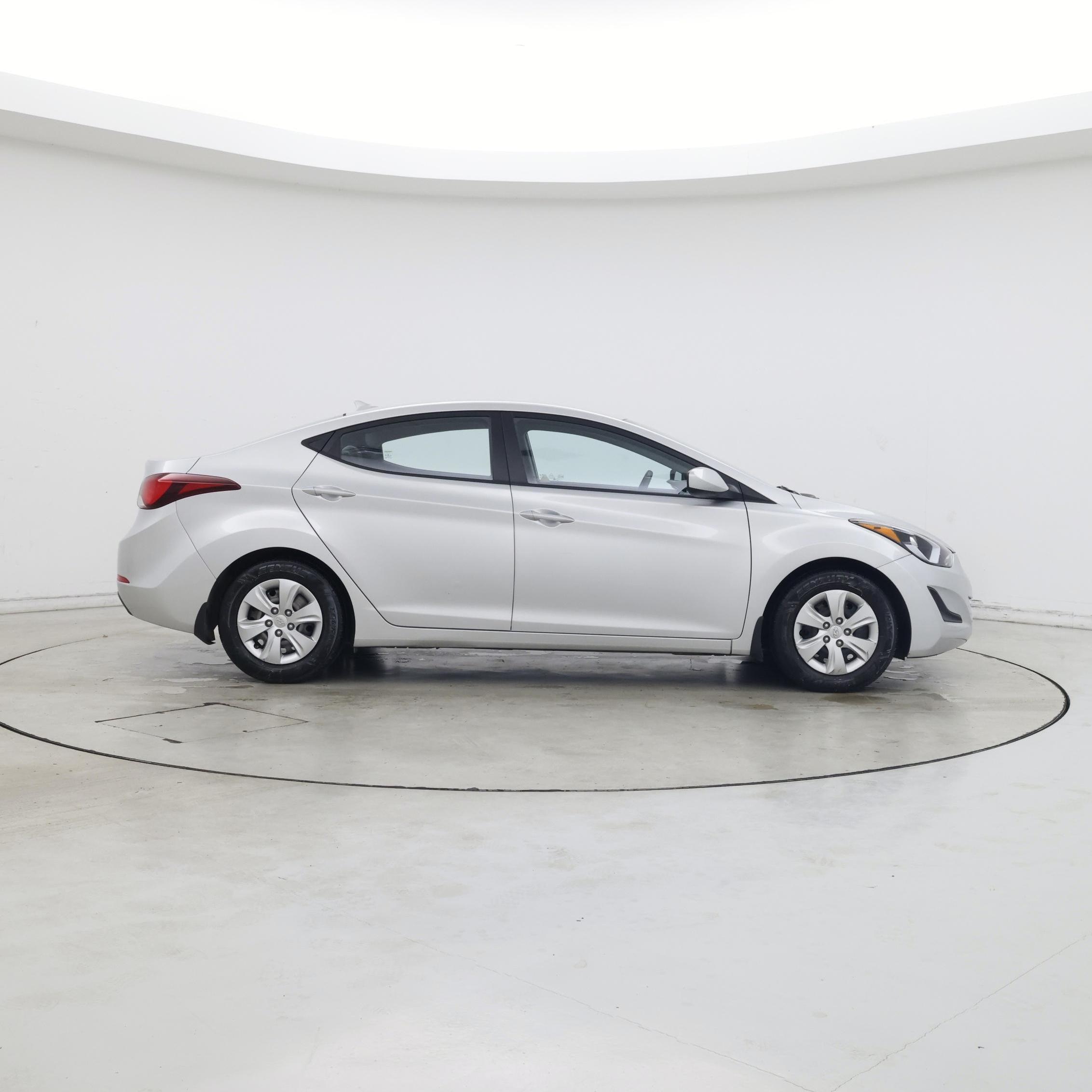 Thumbnail: 2016 Hyundai Elantra - 7