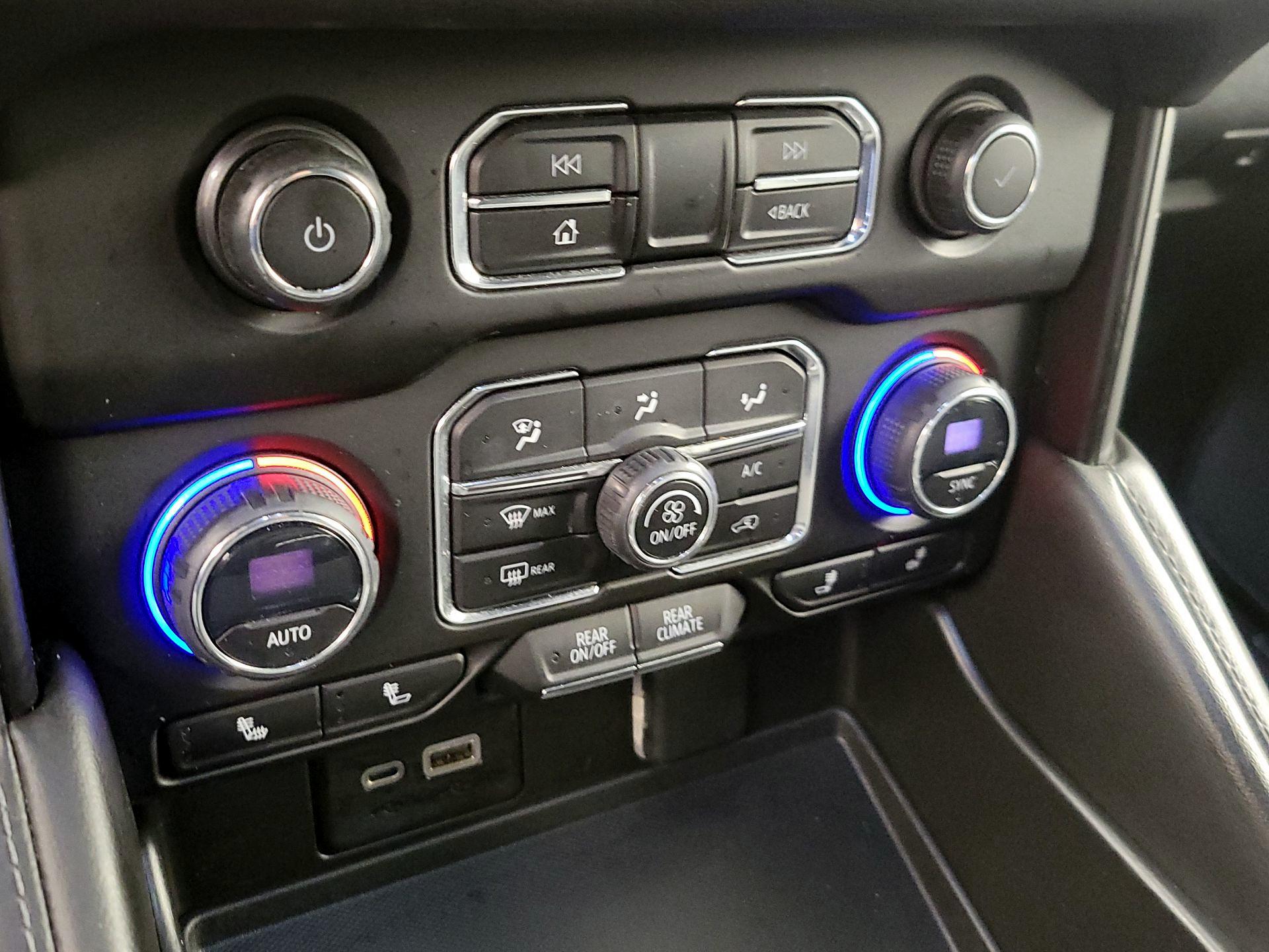 Thumbnail: 2023 Chevrolet Tahoe - 16