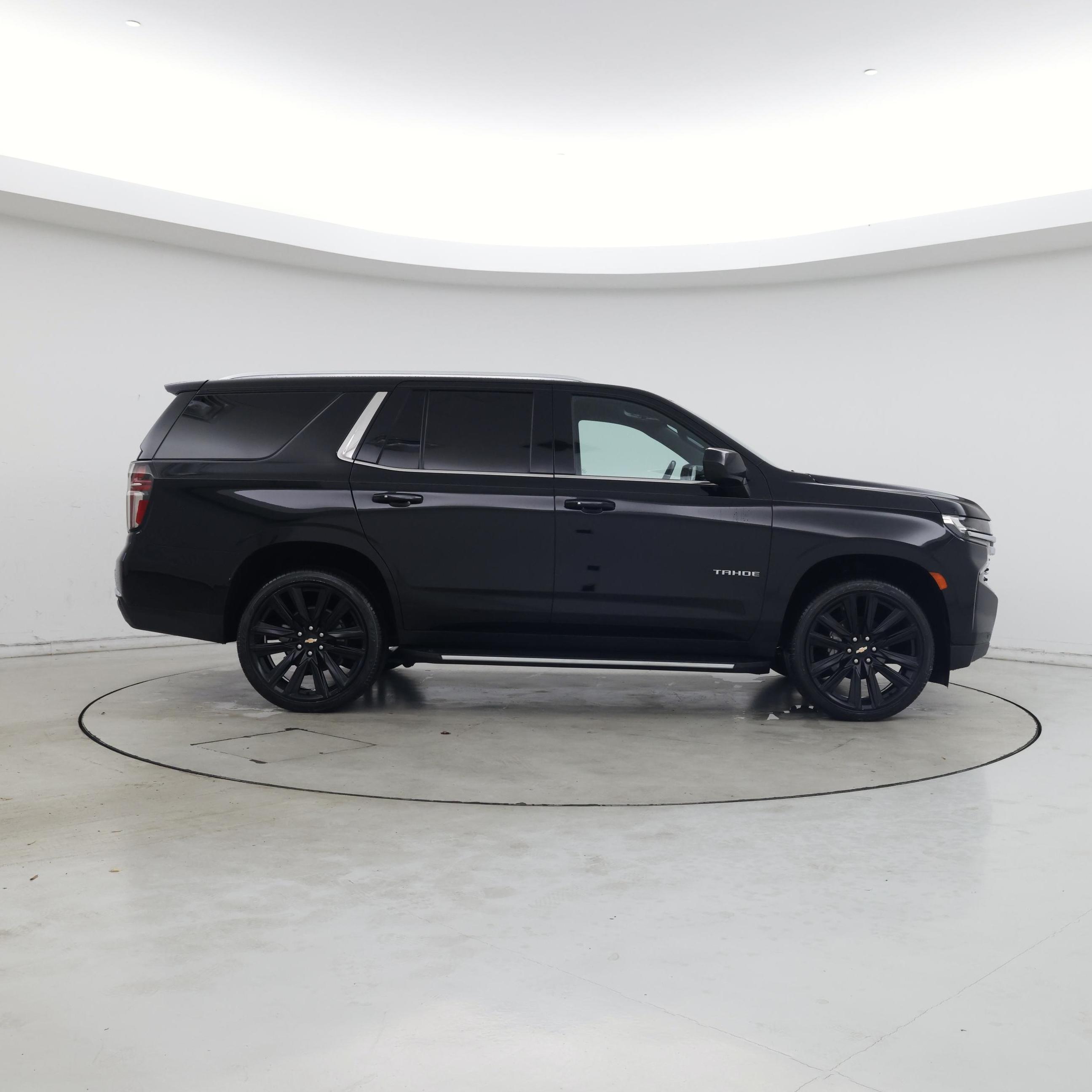 Thumbnail: 2023 Chevrolet Tahoe - 7