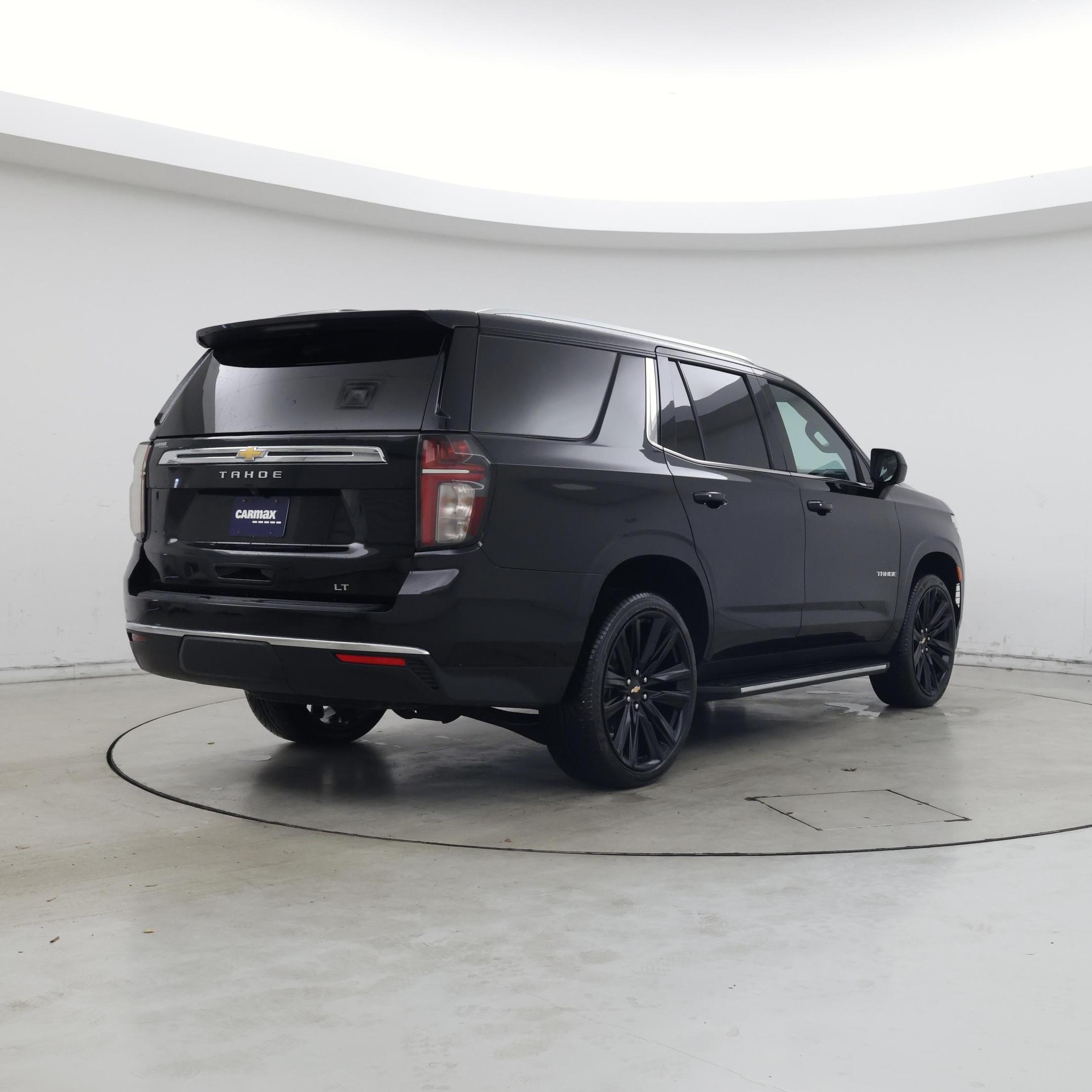 Thumbnail: 2023 Chevrolet Tahoe - 8