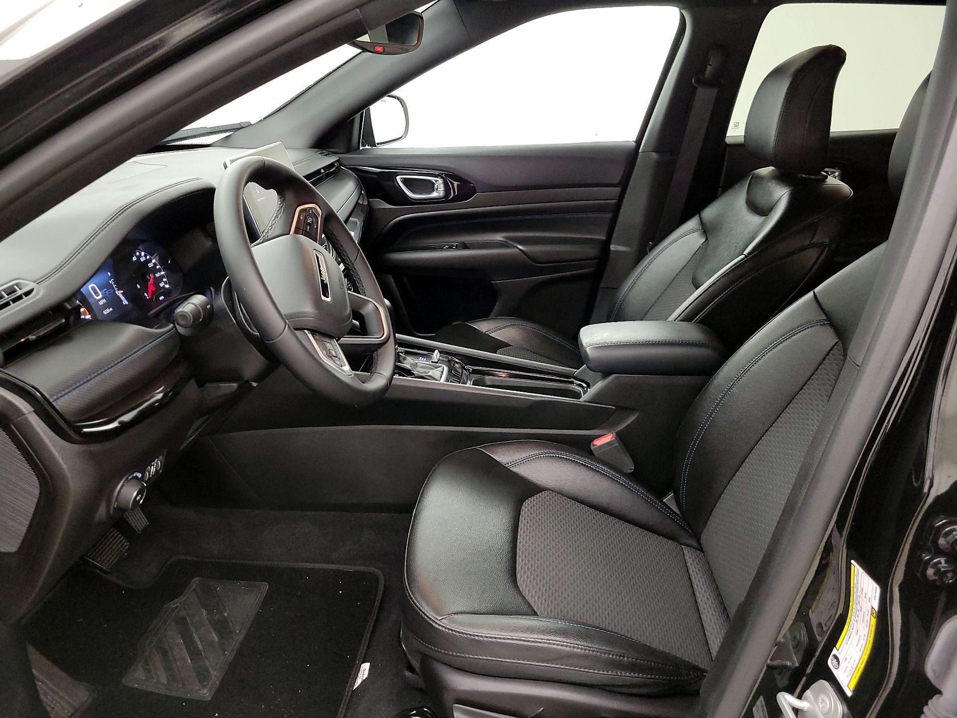 Thumbnail: 2025 Jeep Compass - 11