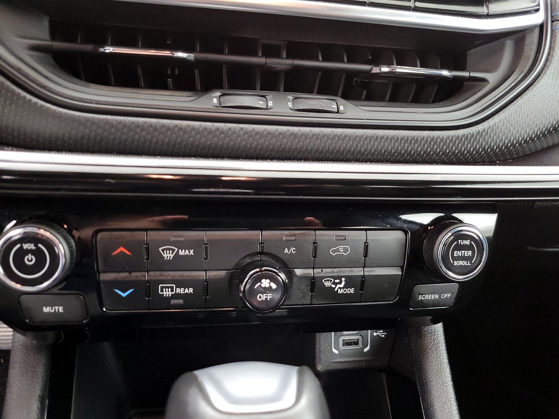 Thumbnail: 2025 Jeep Compass - 16