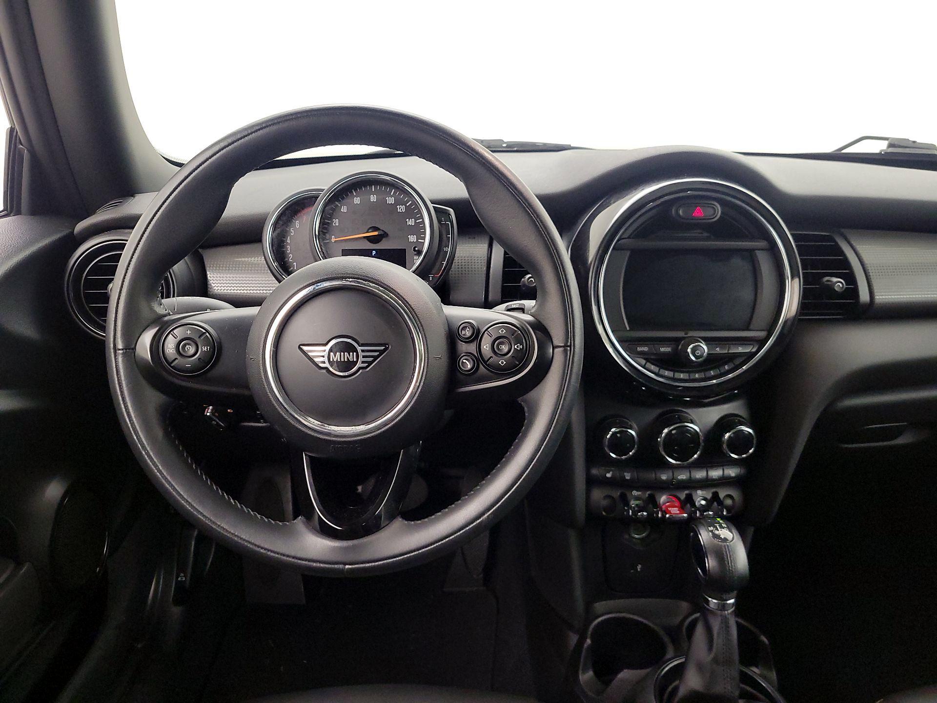 Thumbnail: 2019 MINI Cooper Hardtop - 10