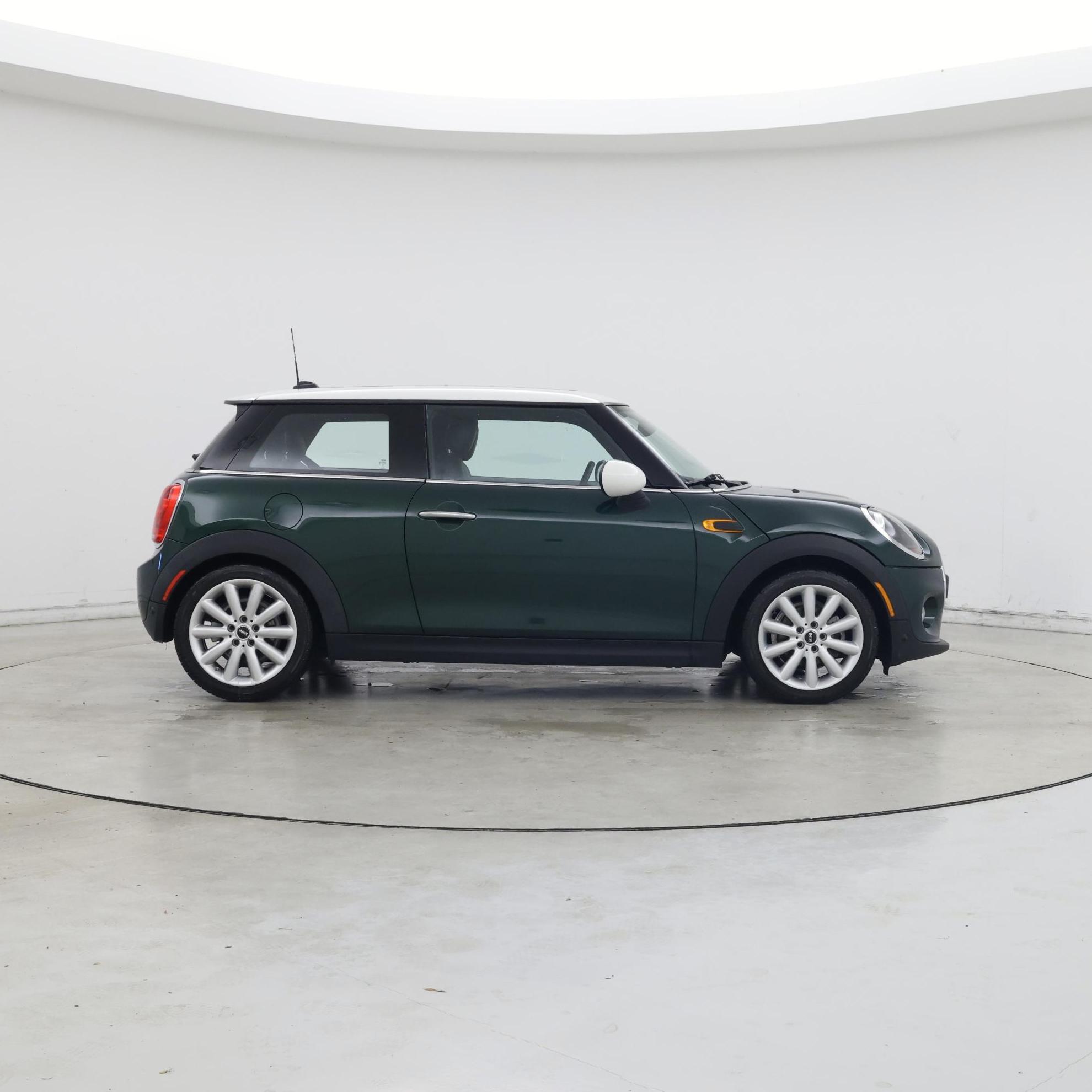 Thumbnail: 2019 MINI Cooper Hardtop - 7